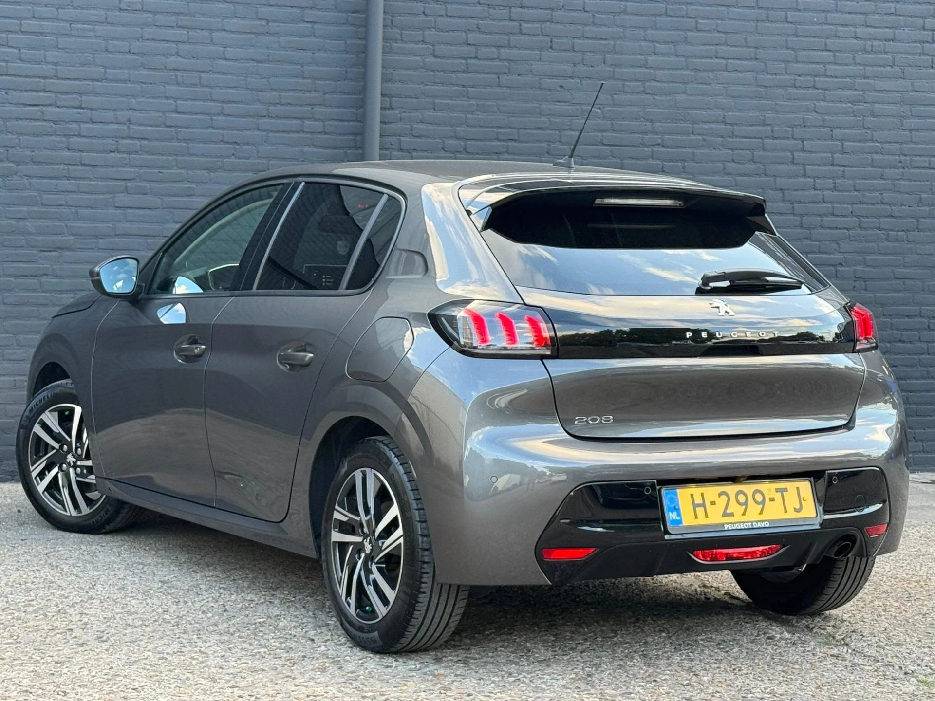 Hoofdafbeelding Peugeot 208