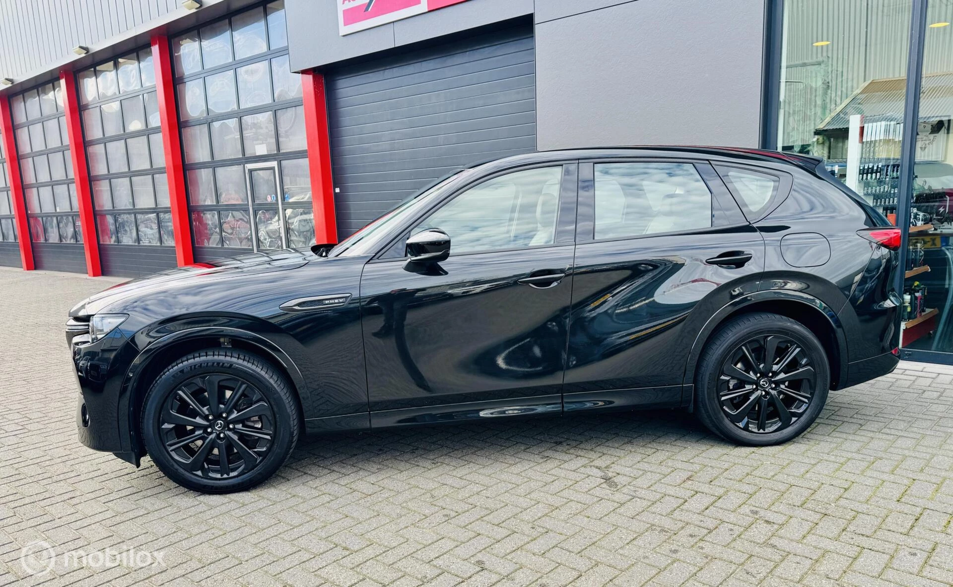 Hoofdafbeelding Mazda CX-60