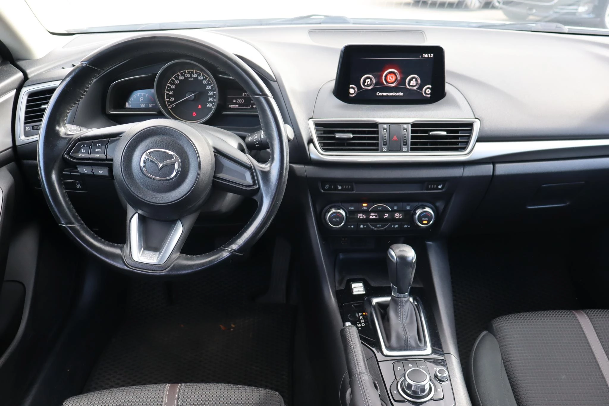 Hoofdafbeelding Mazda 3