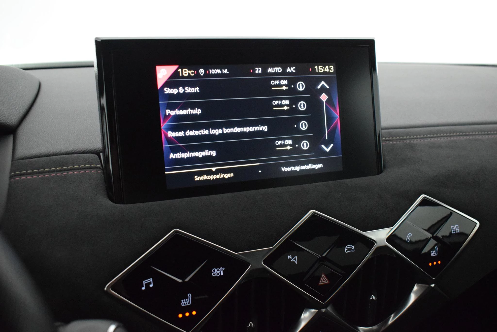 Hoofdafbeelding DS DS 3