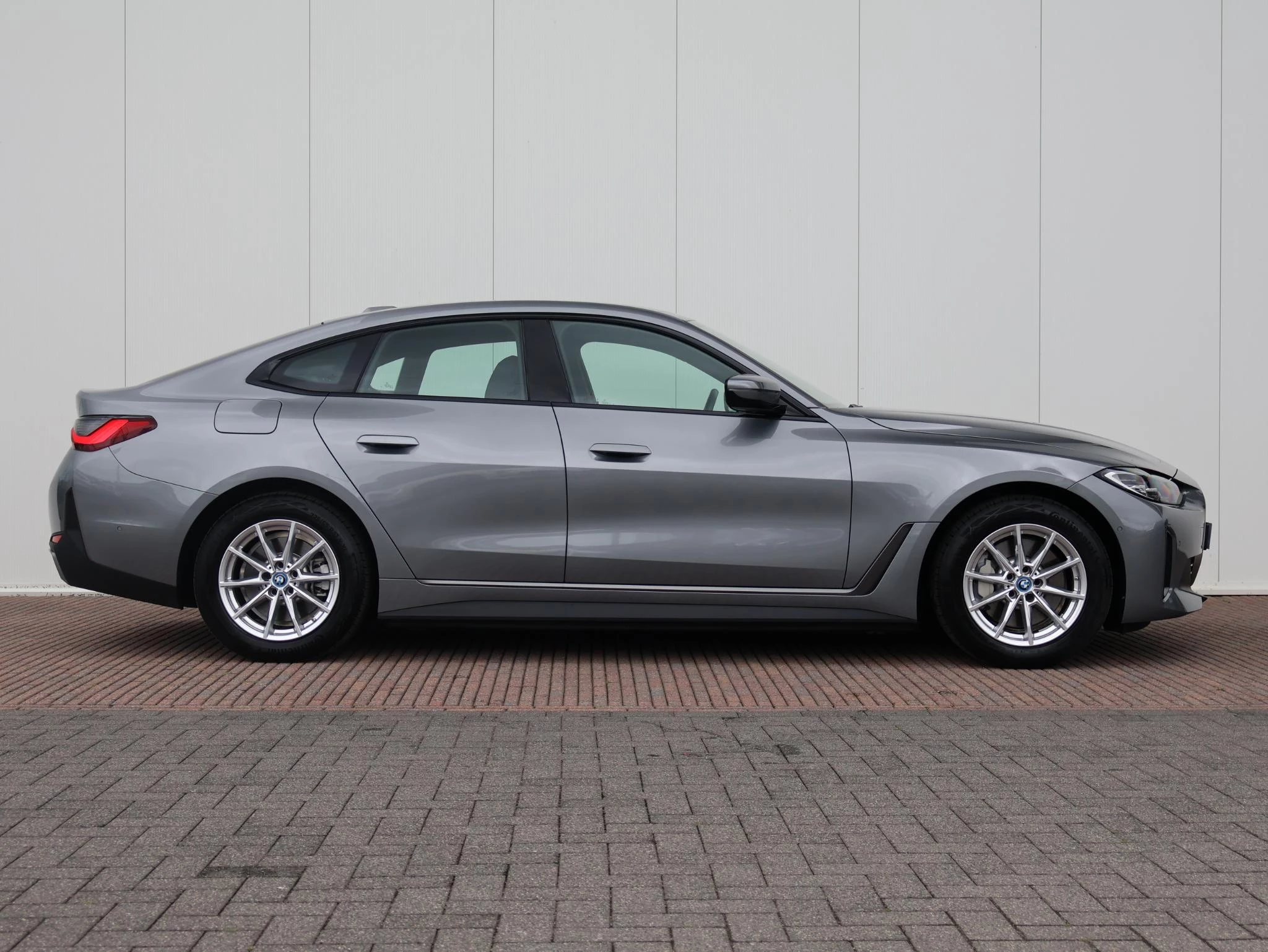 Hoofdafbeelding BMW i4