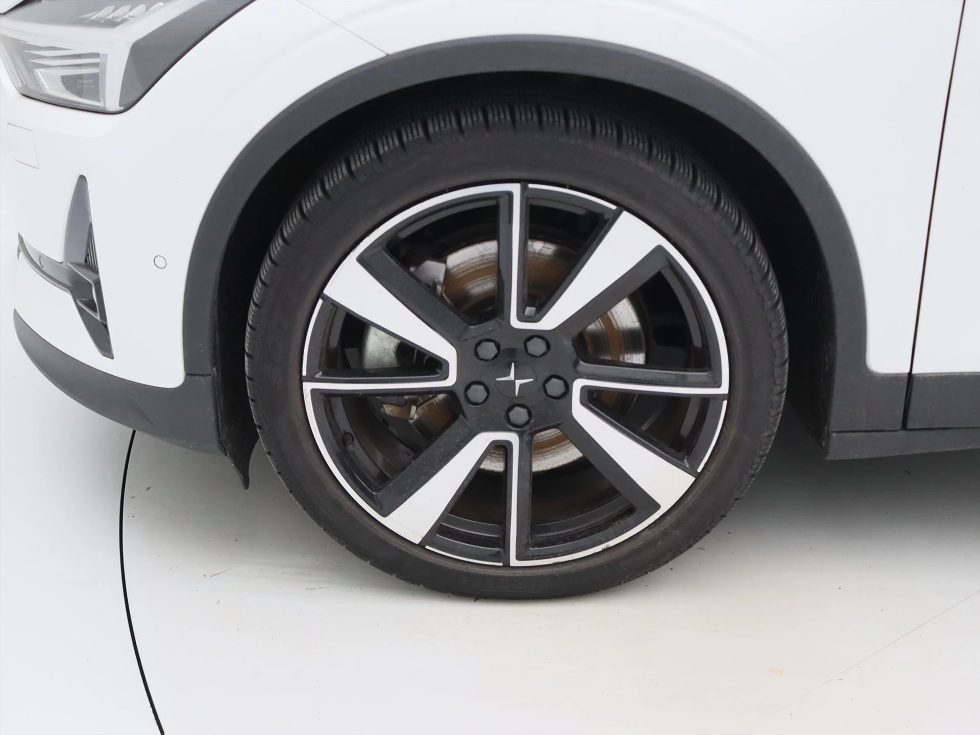 Hoofdafbeelding Polestar 2