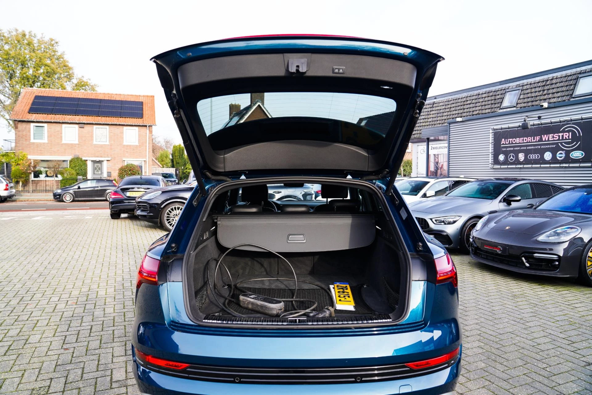 Hoofdafbeelding Audi e-tron