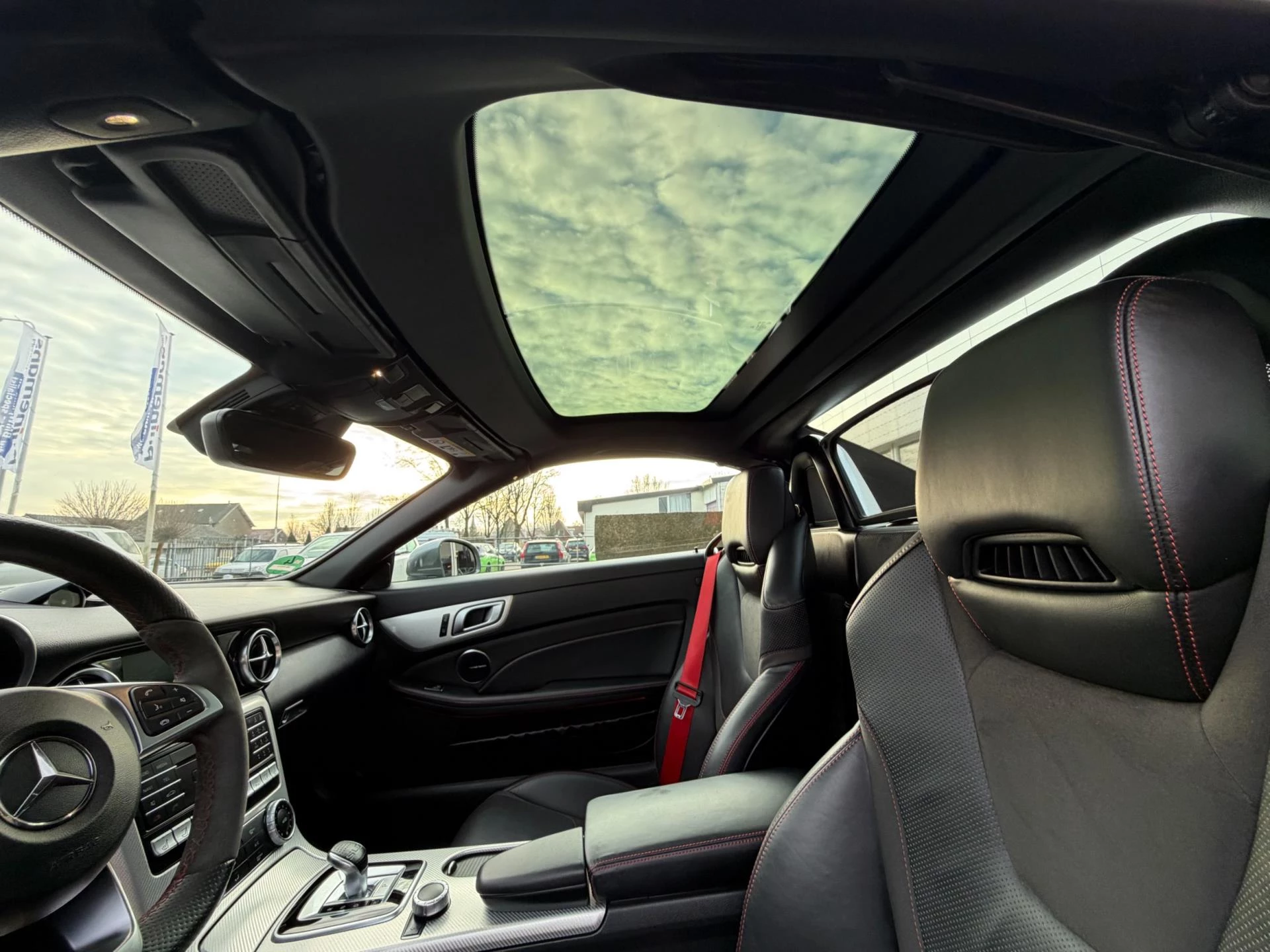 Hoofdafbeelding Mercedes-Benz SLC