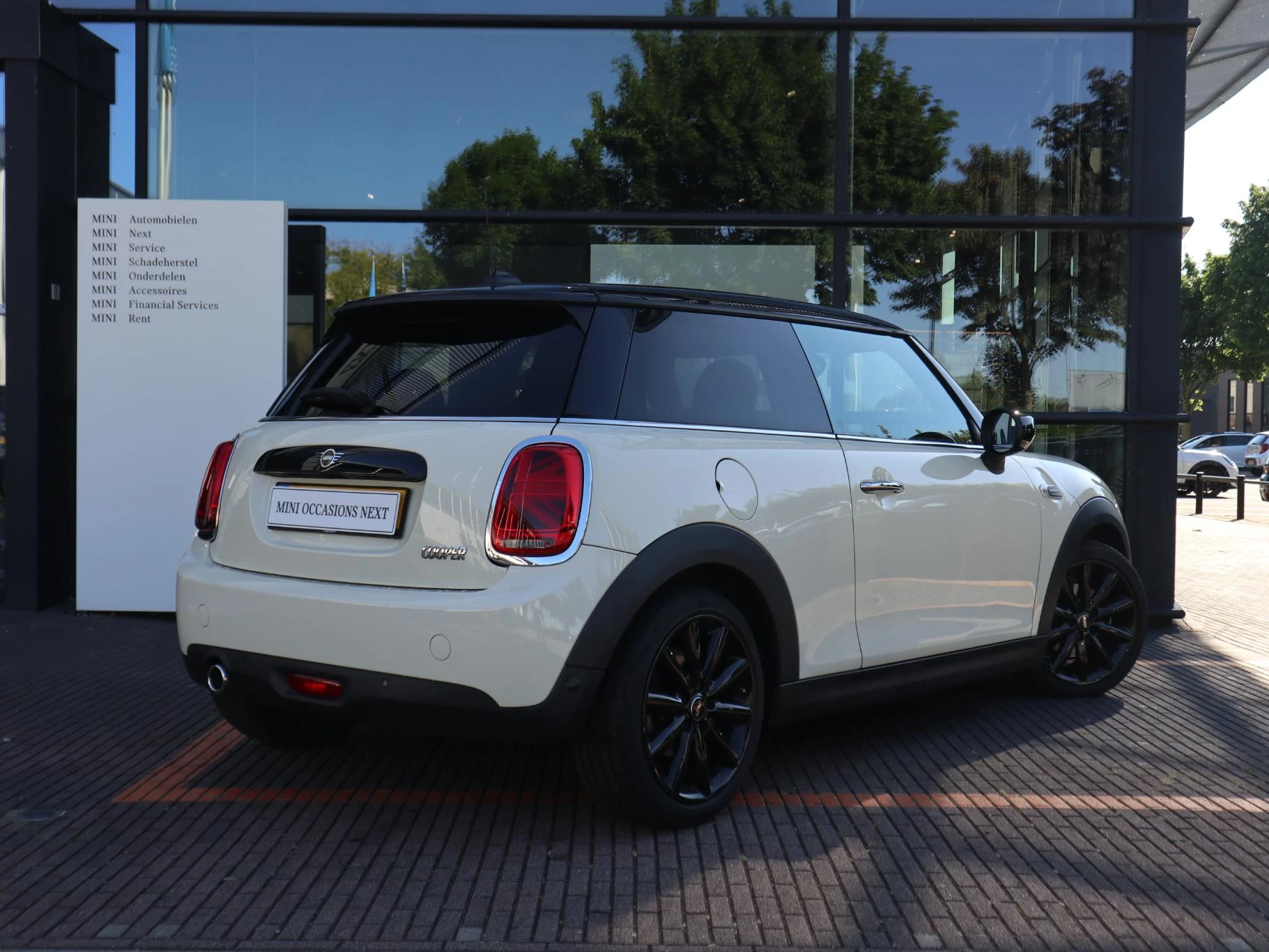 Hoofdafbeelding MINI 3-deurs