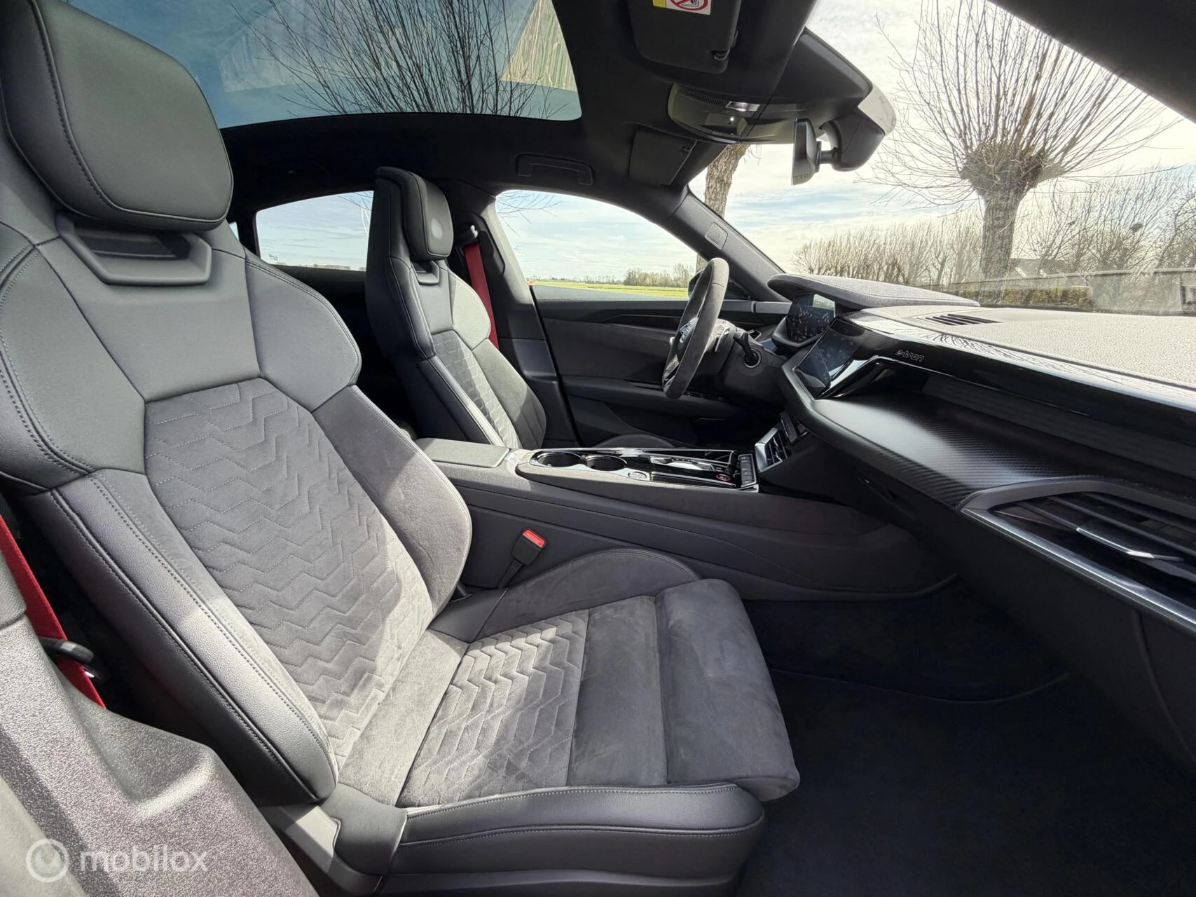 Hoofdafbeelding Audi e-tron GT