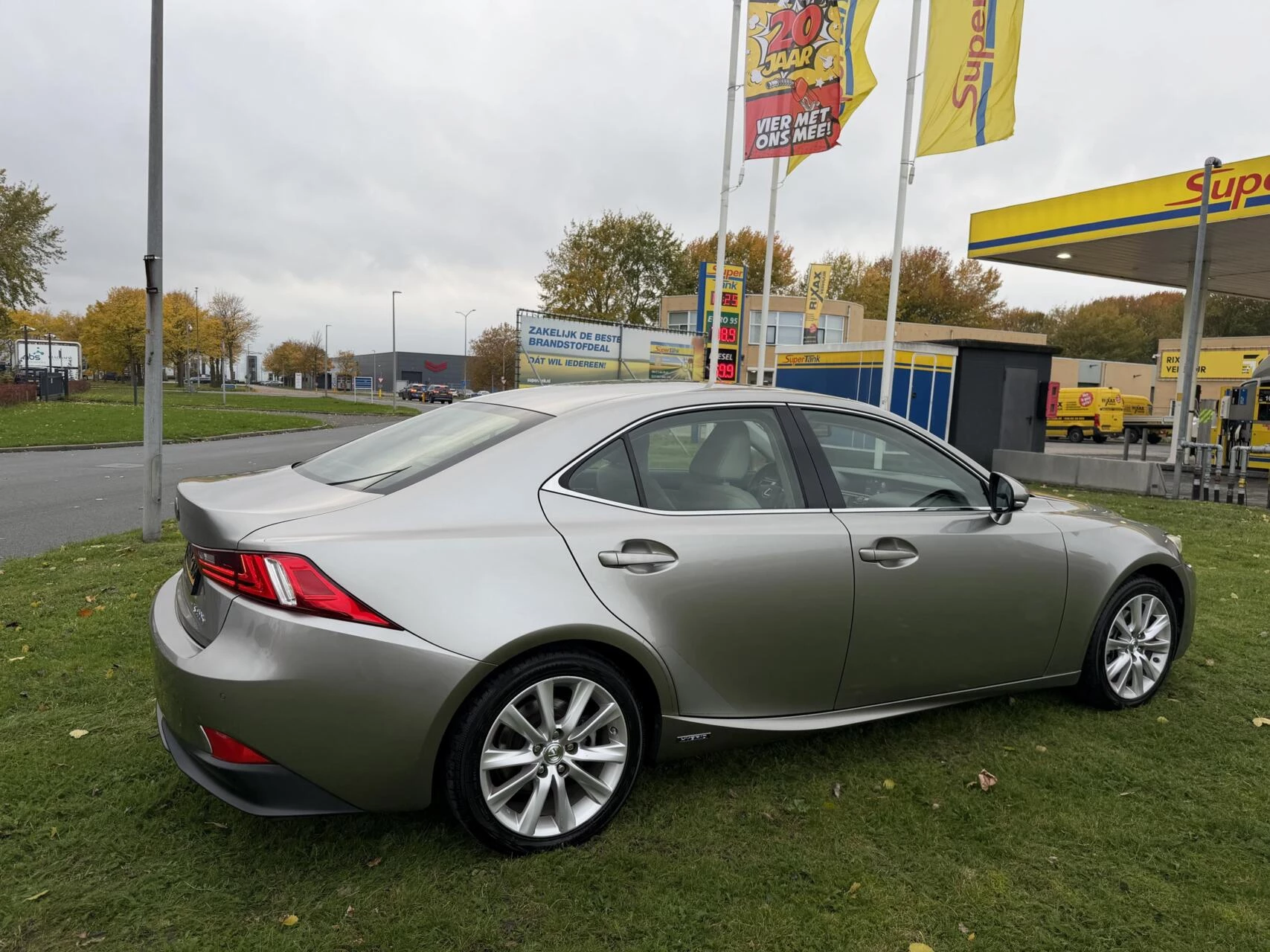 Hoofdafbeelding Lexus IS