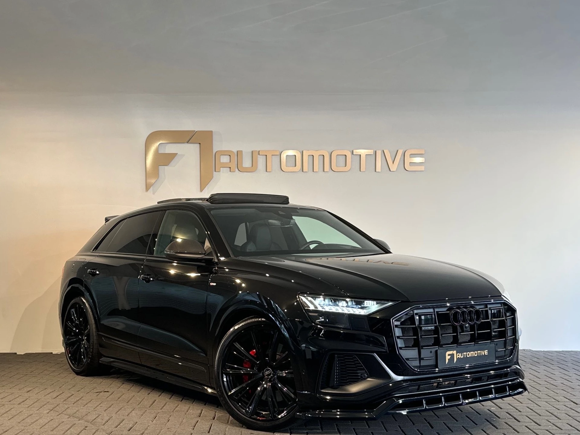 Hoofdafbeelding Audi Q8