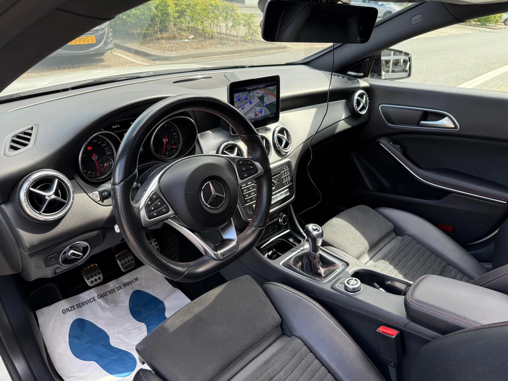 Hoofdafbeelding Mercedes-Benz CLA