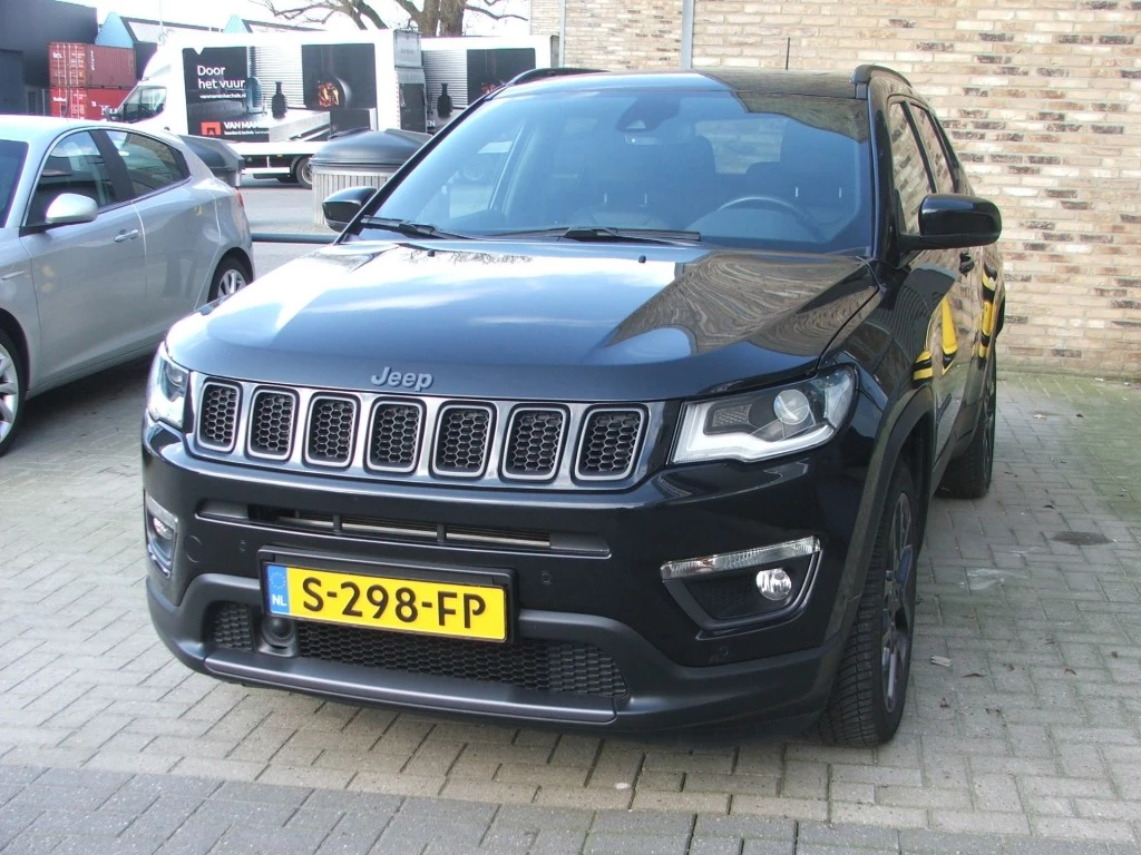 Hoofdafbeelding Jeep Compass