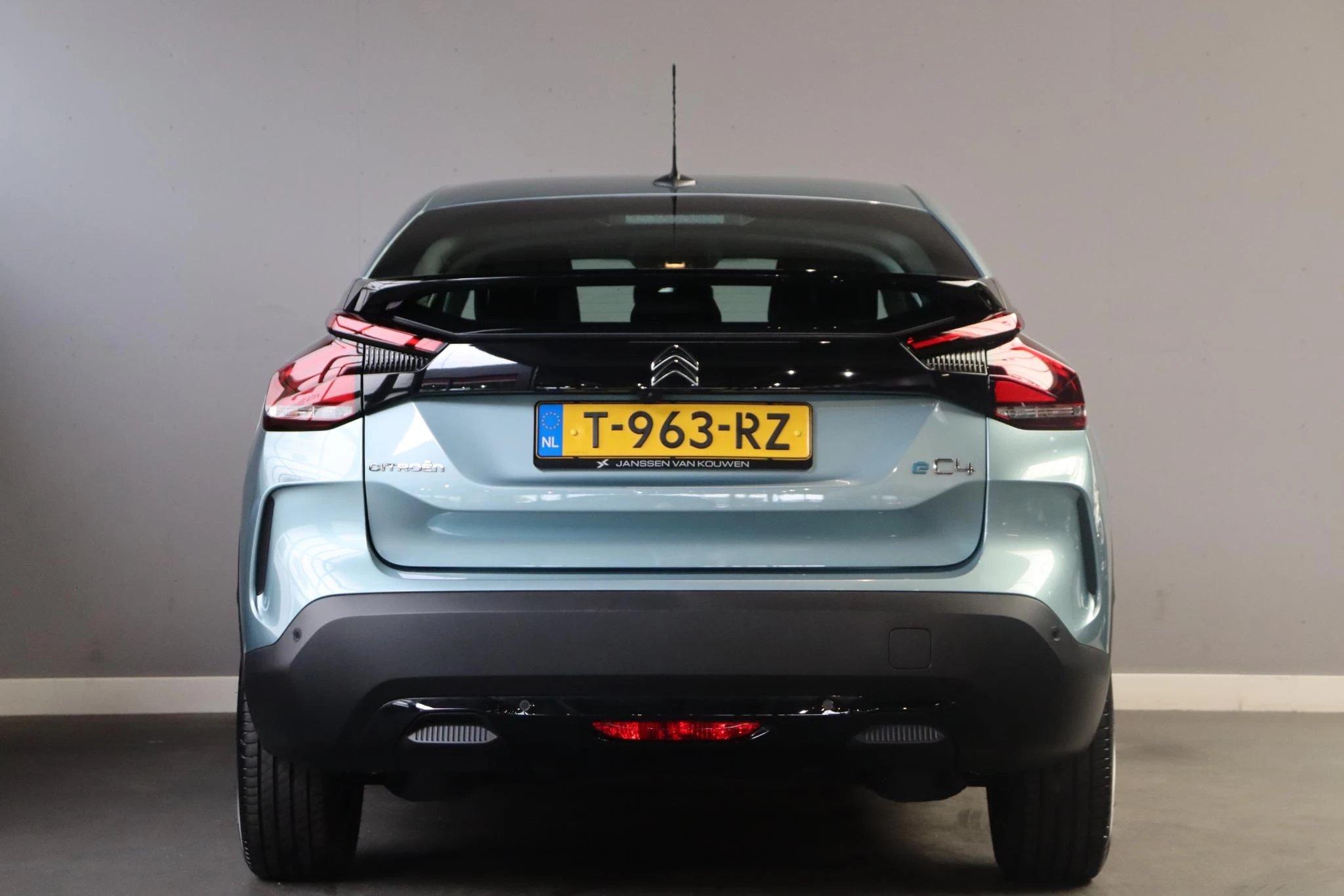 Hoofdafbeelding Citroën ë-C4