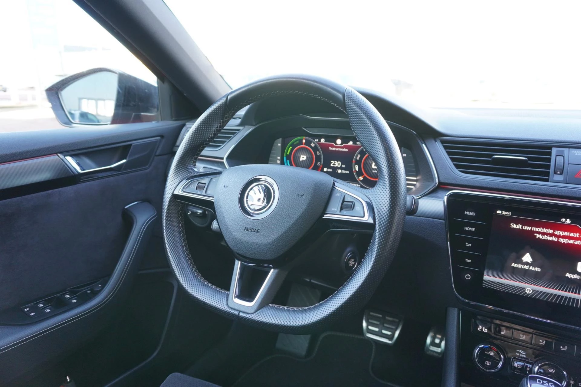 Hoofdafbeelding Škoda Superb