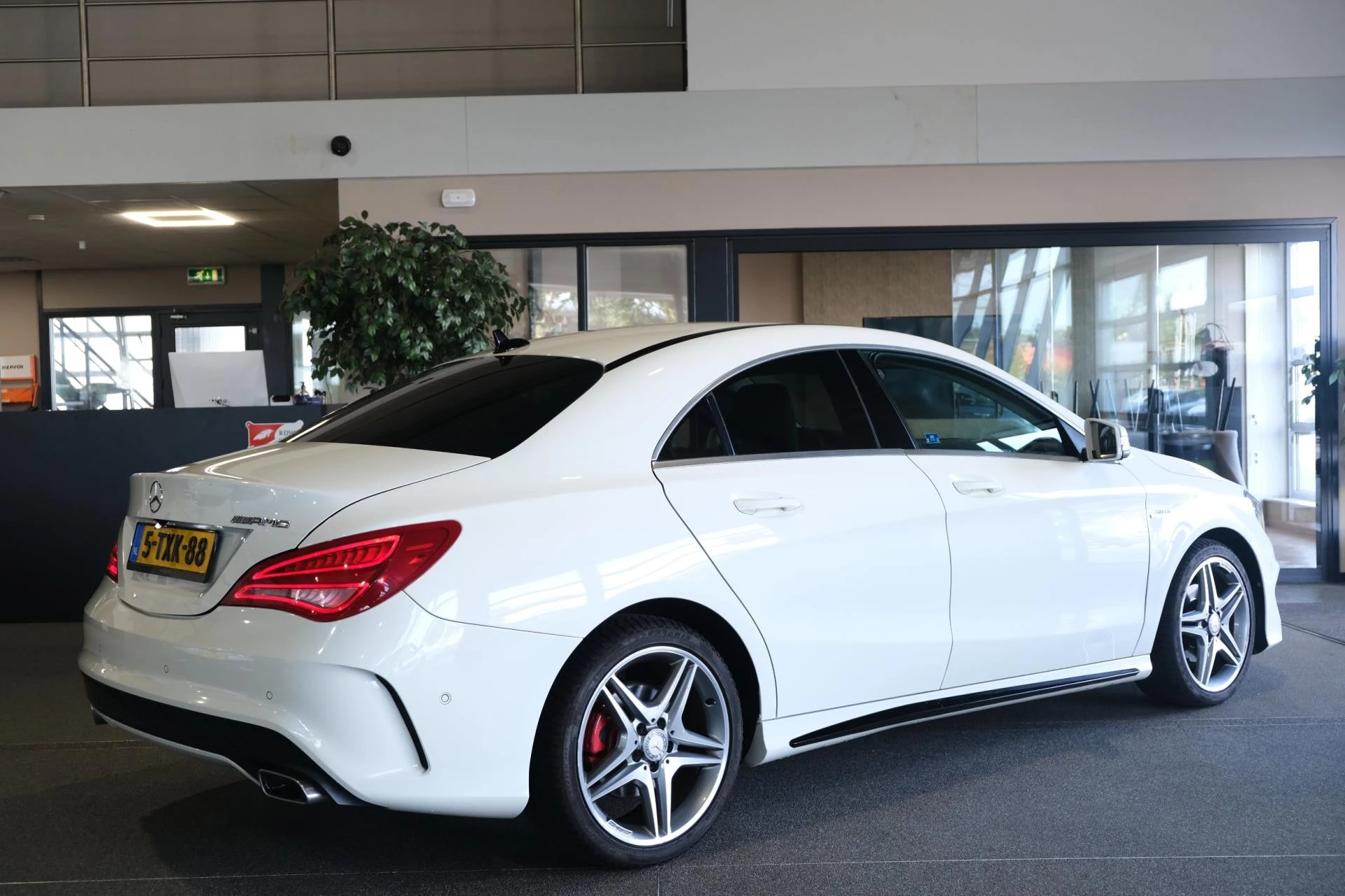 Hoofdafbeelding Mercedes-Benz CLA