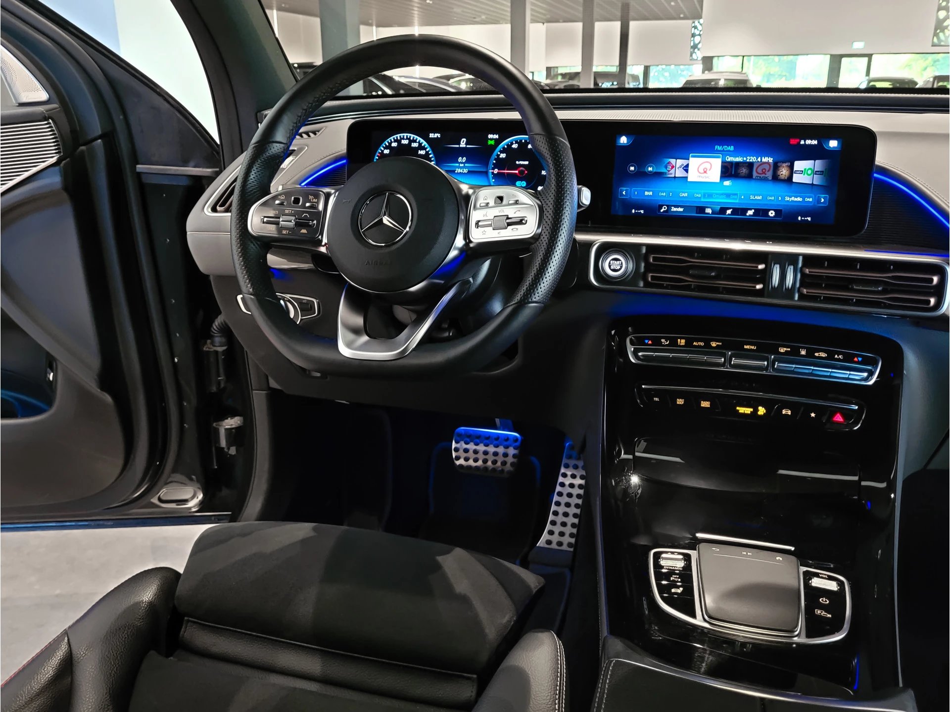 Hoofdafbeelding Mercedes-Benz EQC