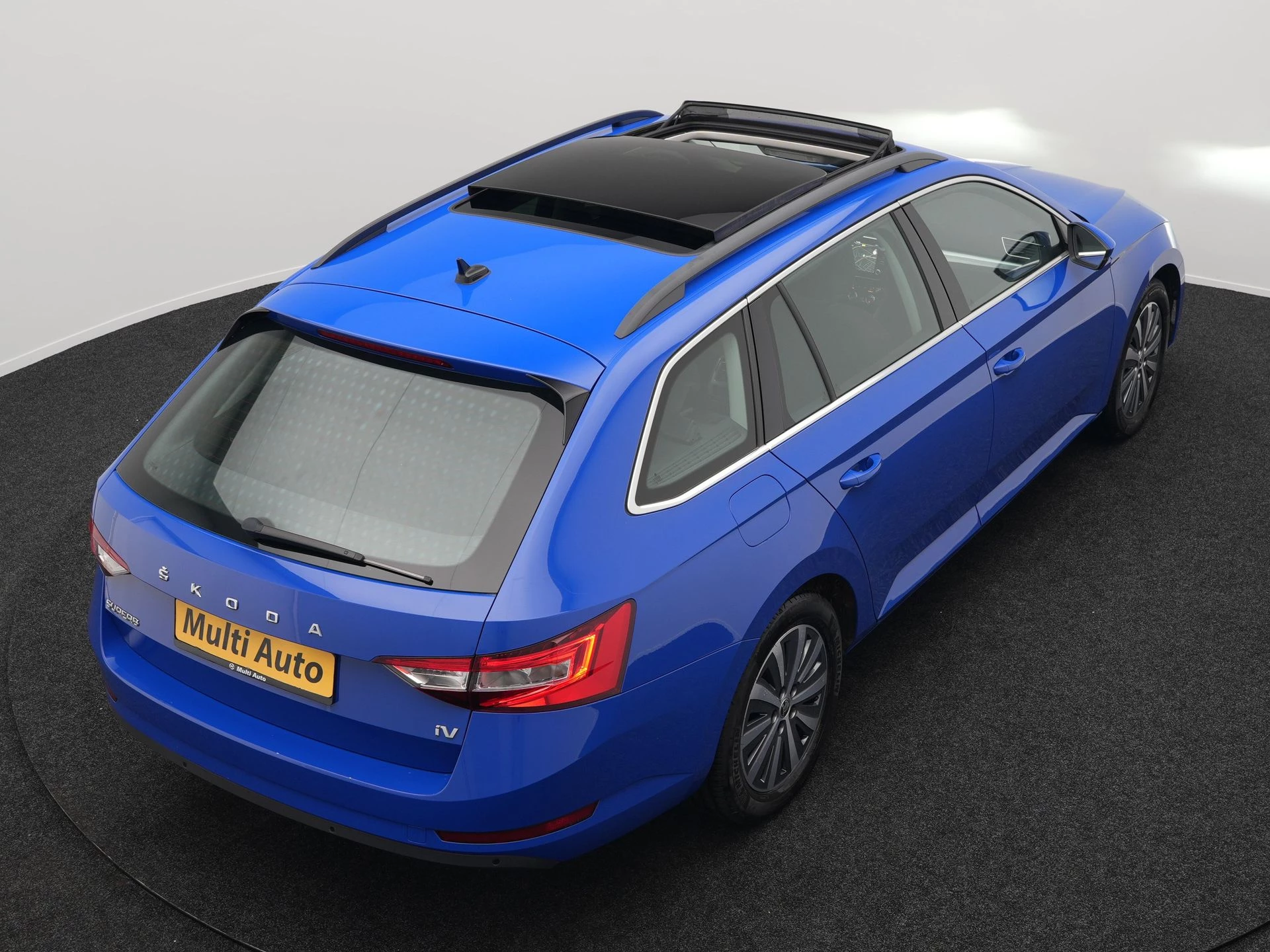 Hoofdafbeelding Škoda Superb