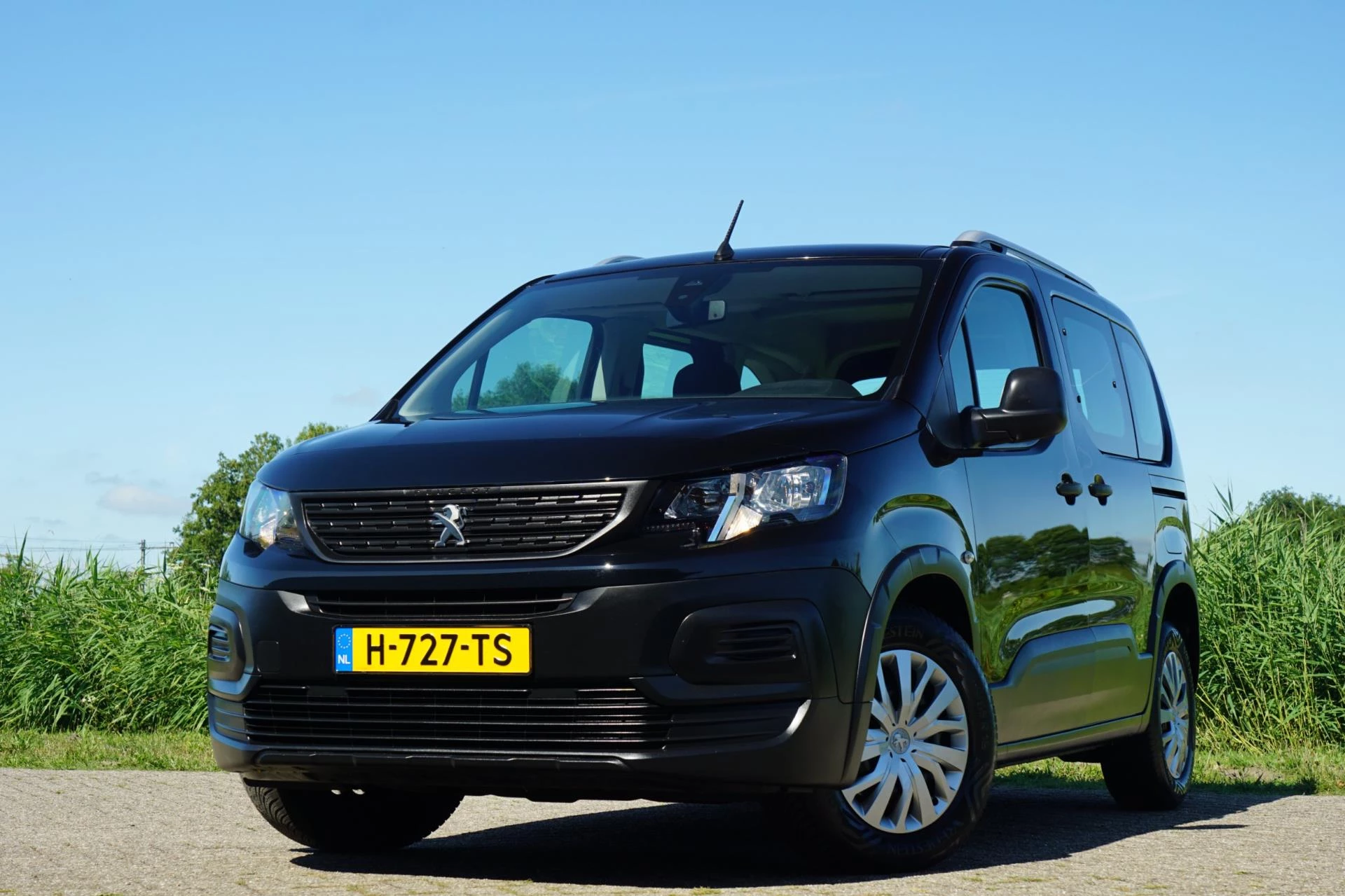 Hoofdafbeelding Peugeot Rifter