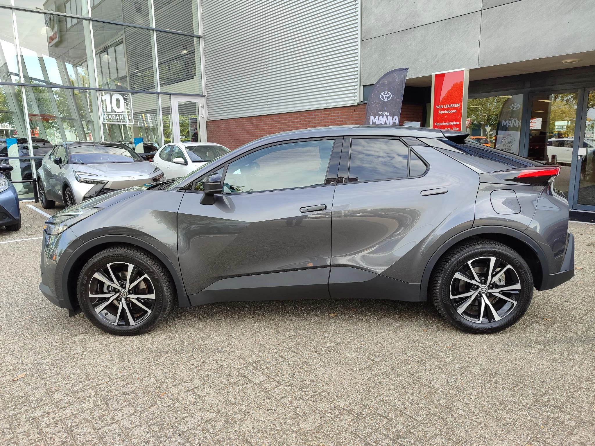 Hoofdafbeelding Toyota C-HR
