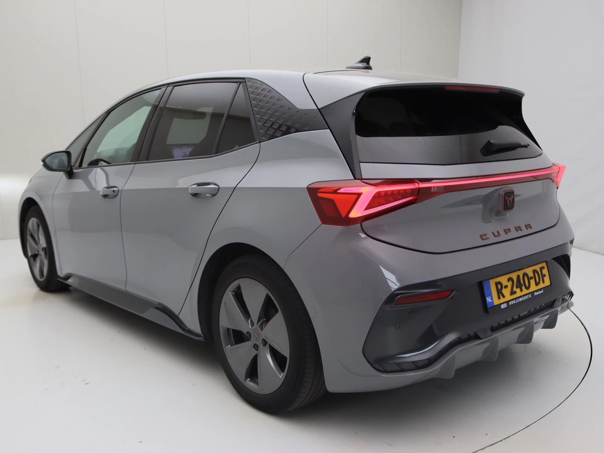 Hoofdafbeelding CUPRA Born