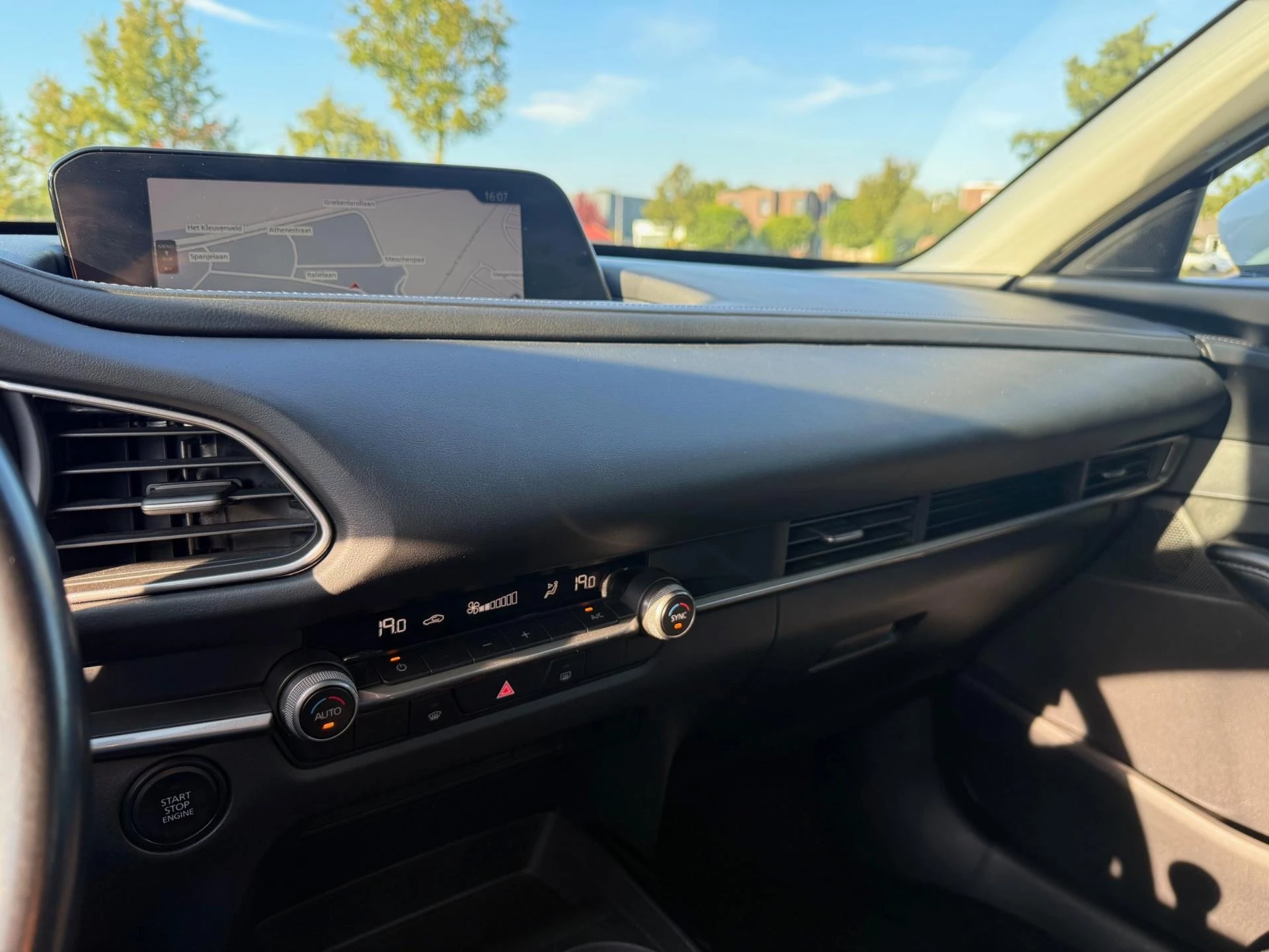 Hoofdafbeelding Mazda CX-30