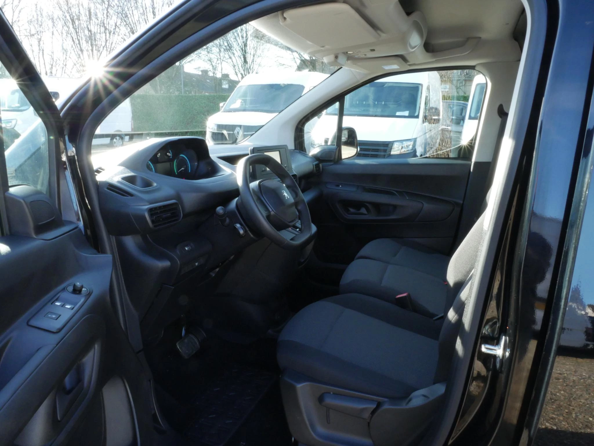 Hoofdafbeelding Peugeot e-Partner