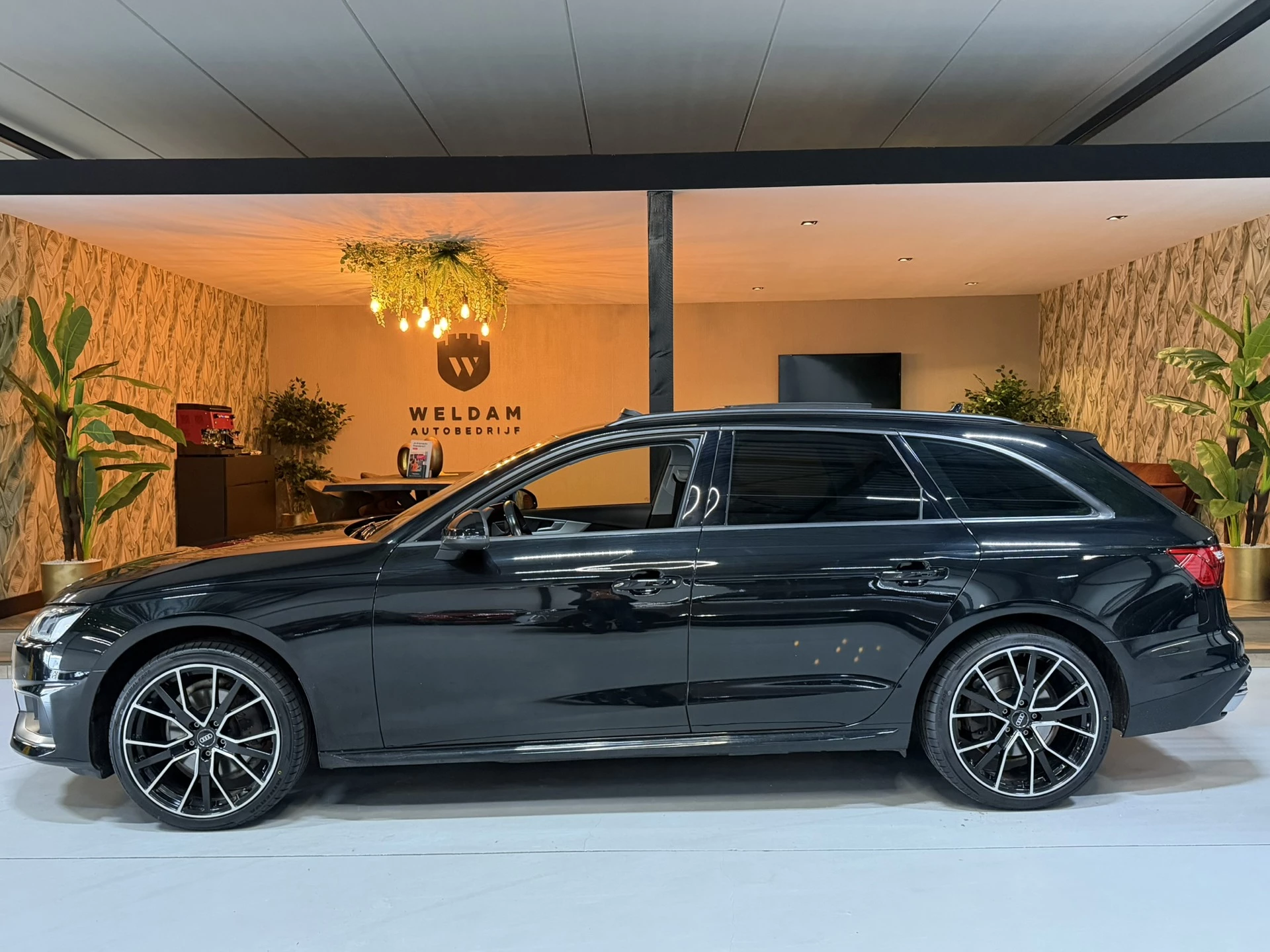 Hoofdafbeelding Audi A4
