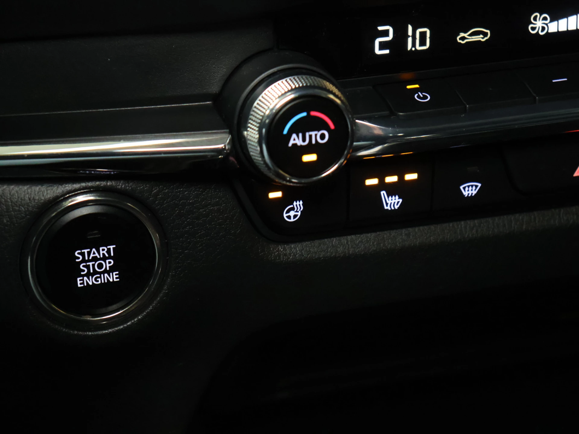 Hoofdafbeelding Mazda CX-30