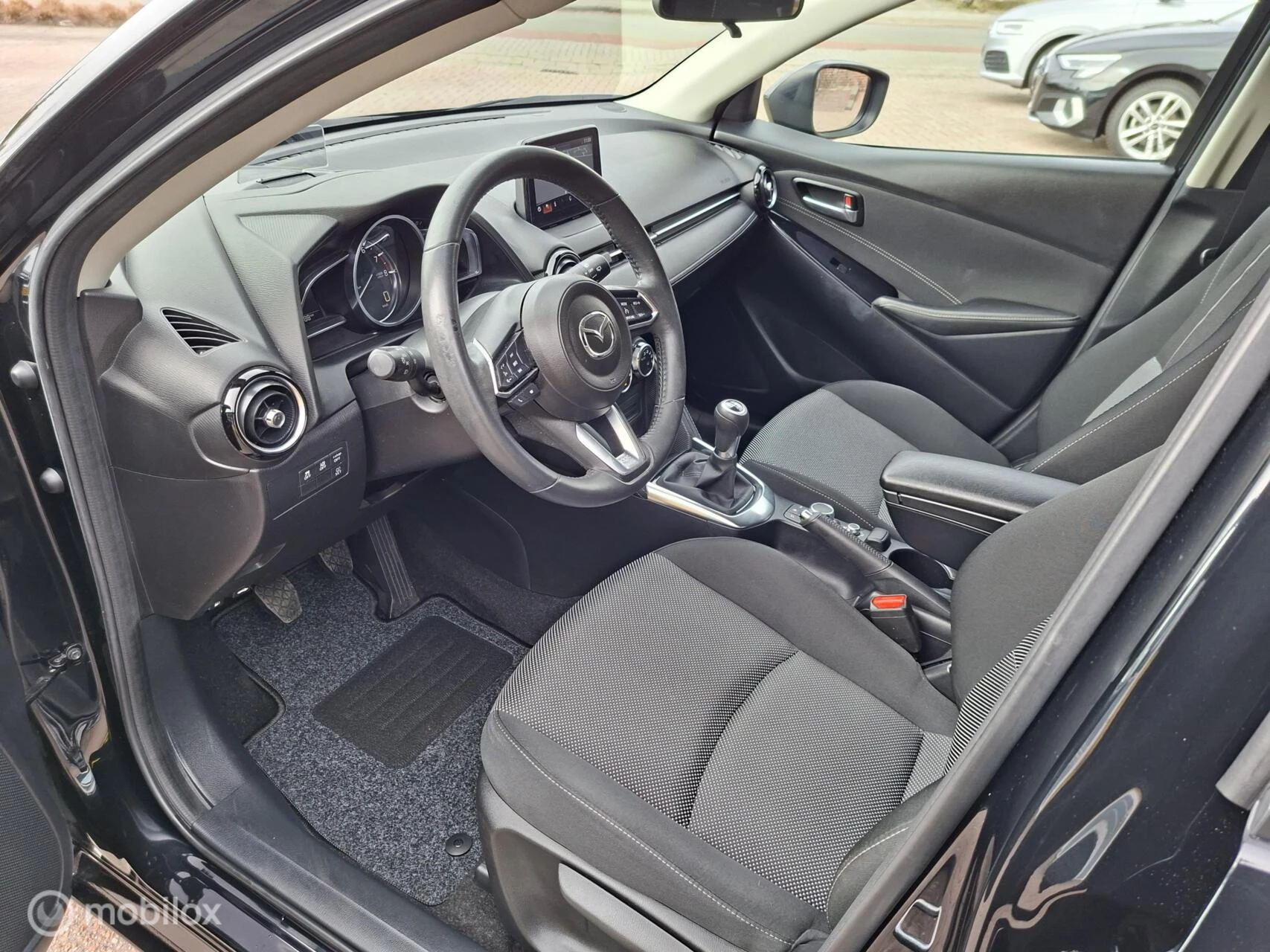 Hoofdafbeelding Mazda 2