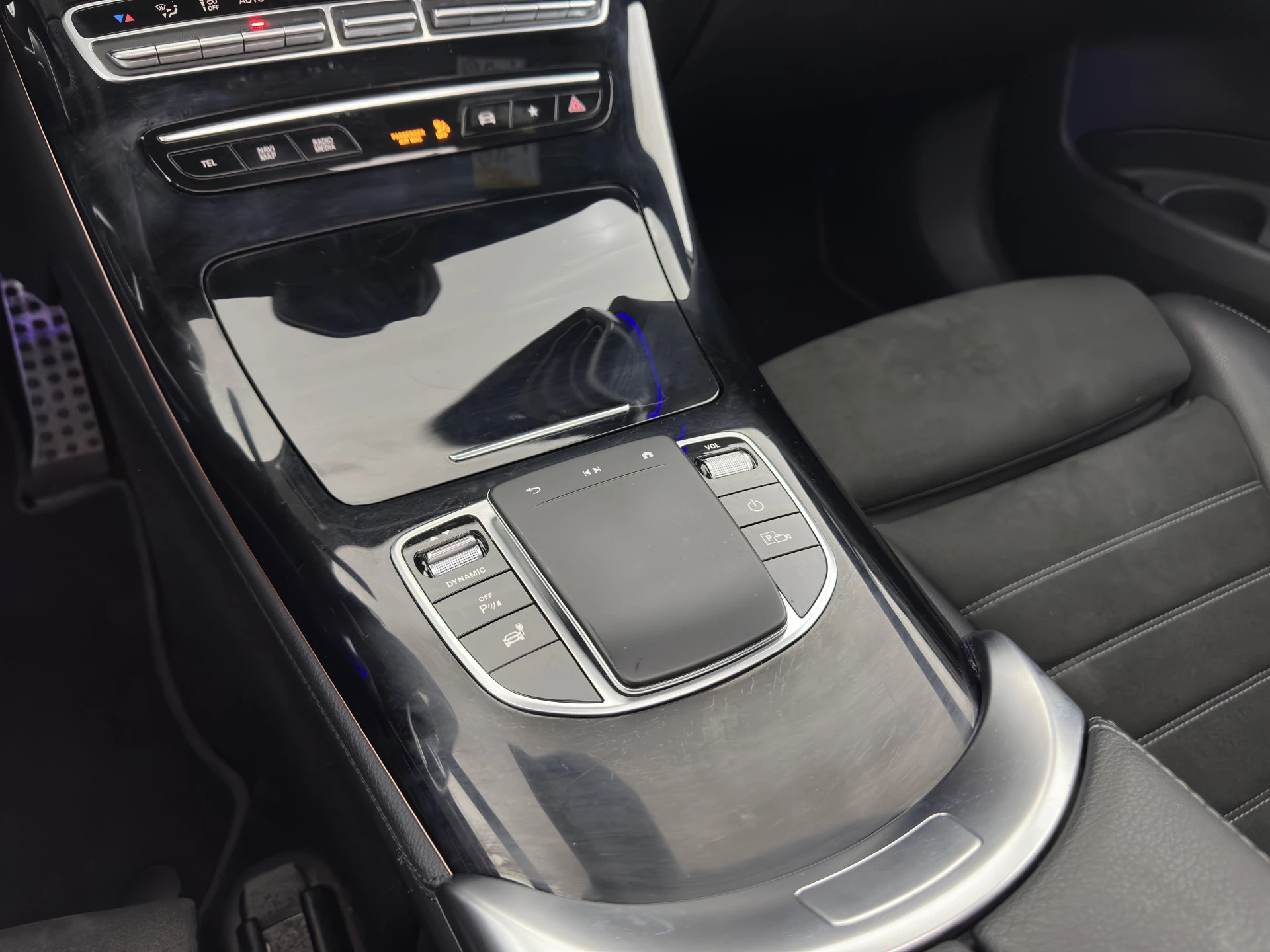 Hoofdafbeelding Mercedes-Benz EQC