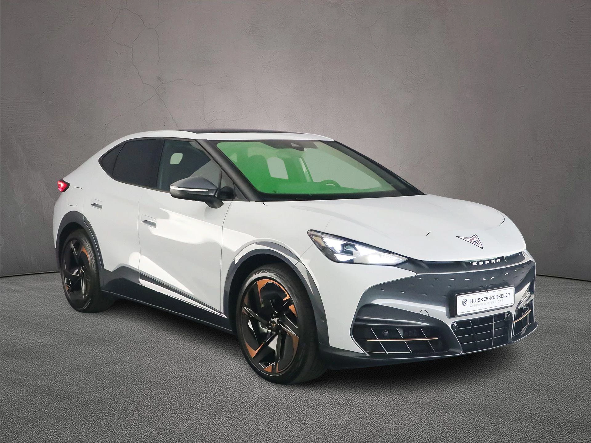 Hoofdafbeelding CUPRA Tavascan