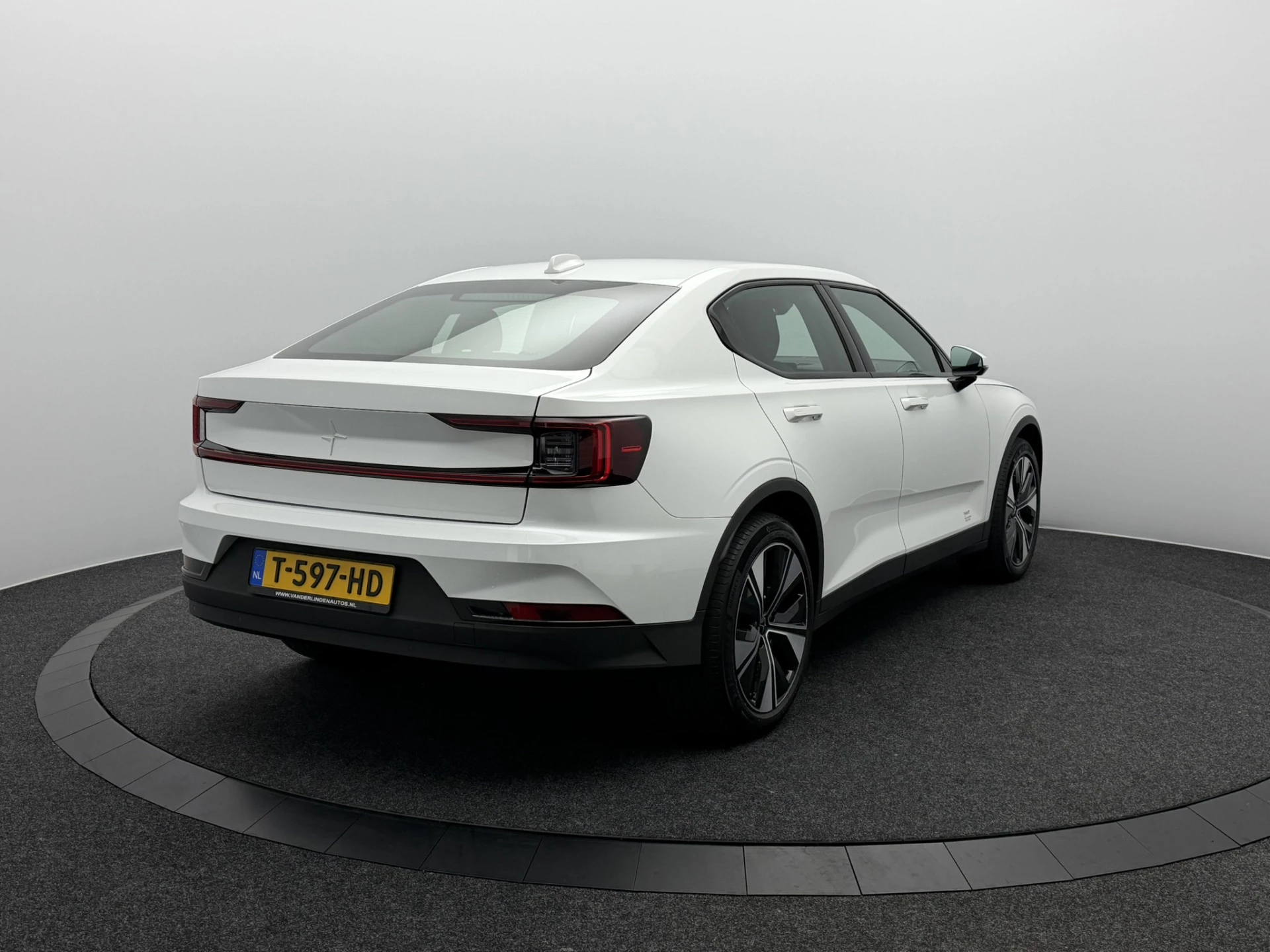 Hoofdafbeelding Polestar 2