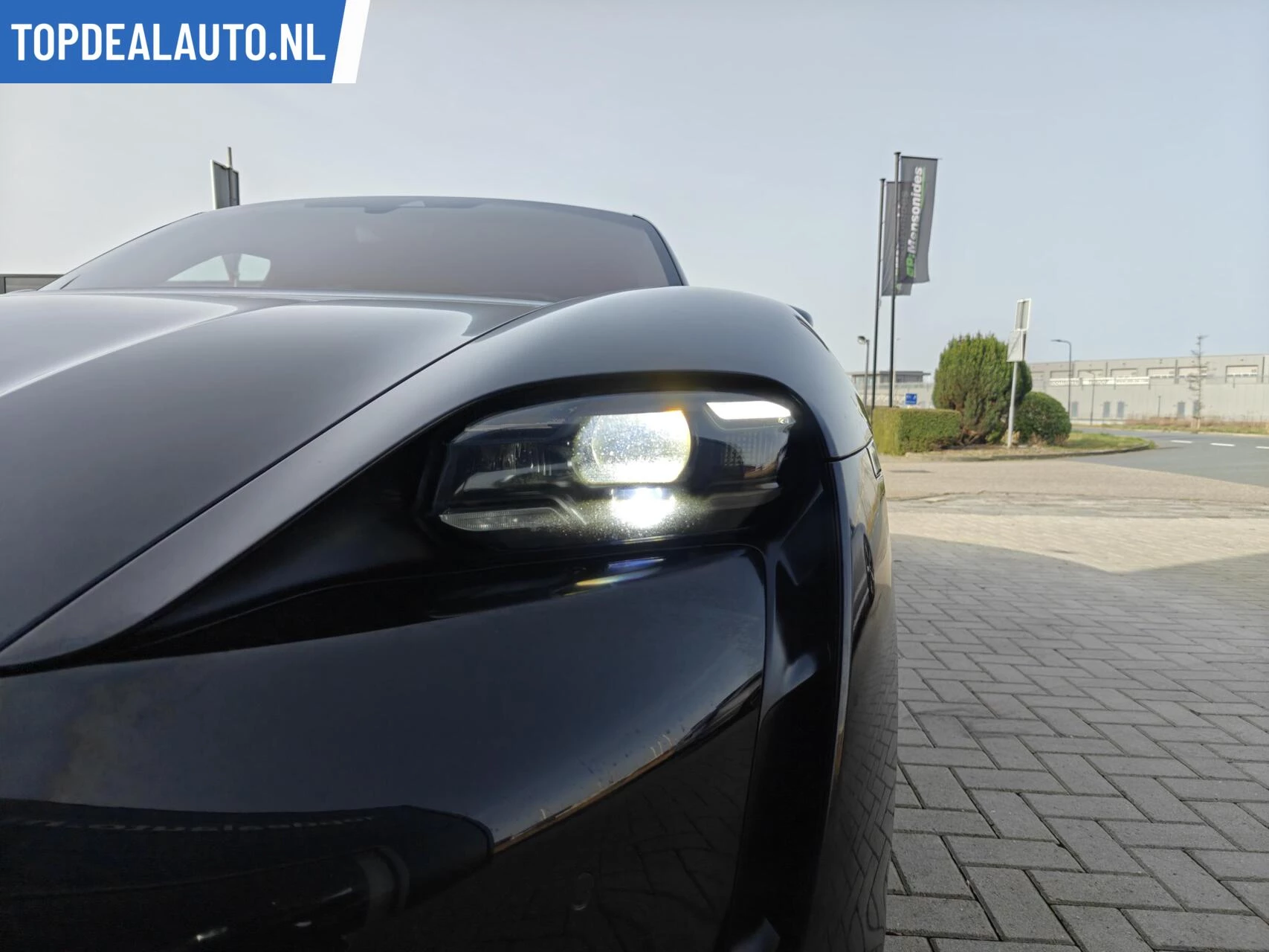 Hoofdafbeelding Porsche Taycan