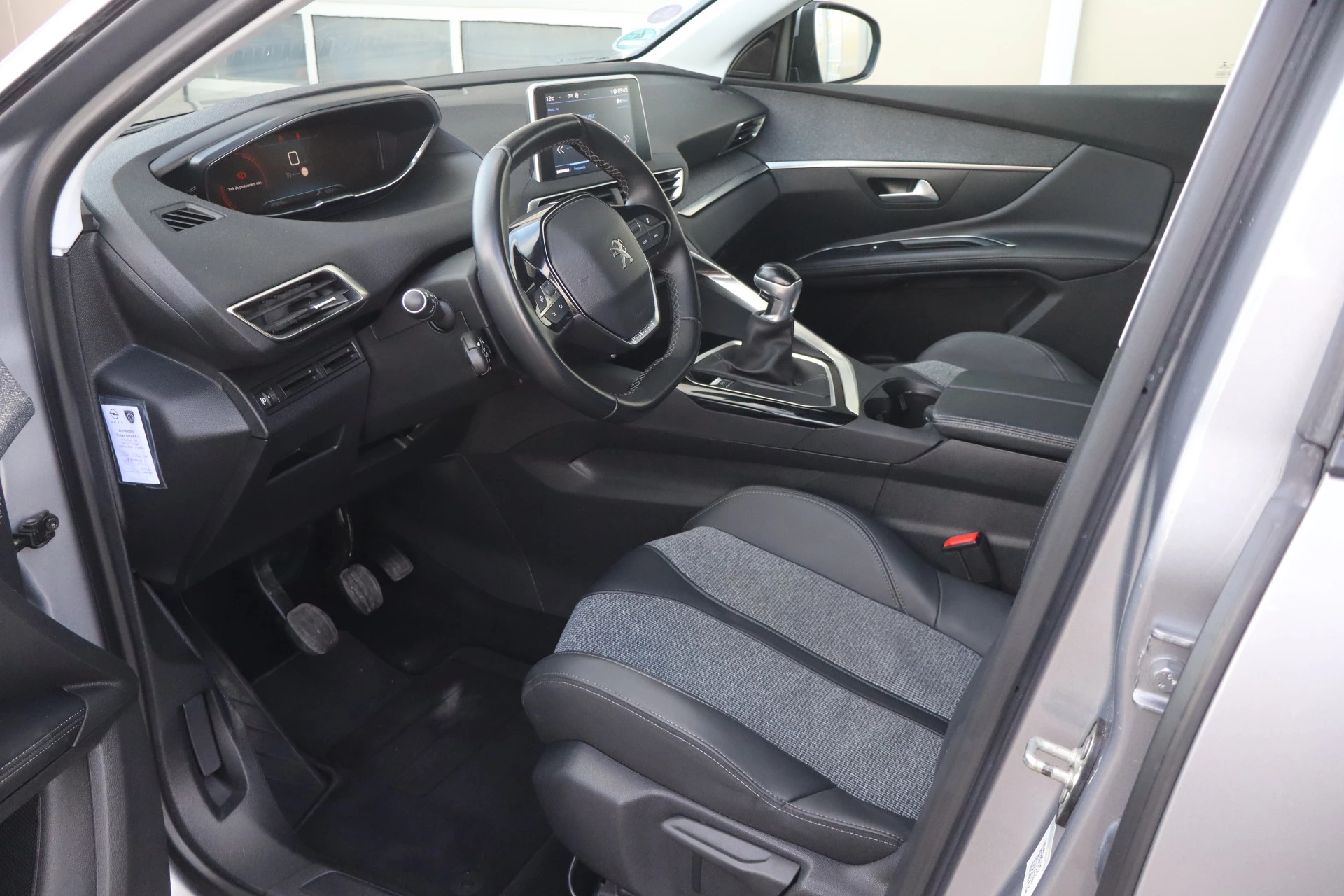 Hoofdafbeelding Peugeot 5008