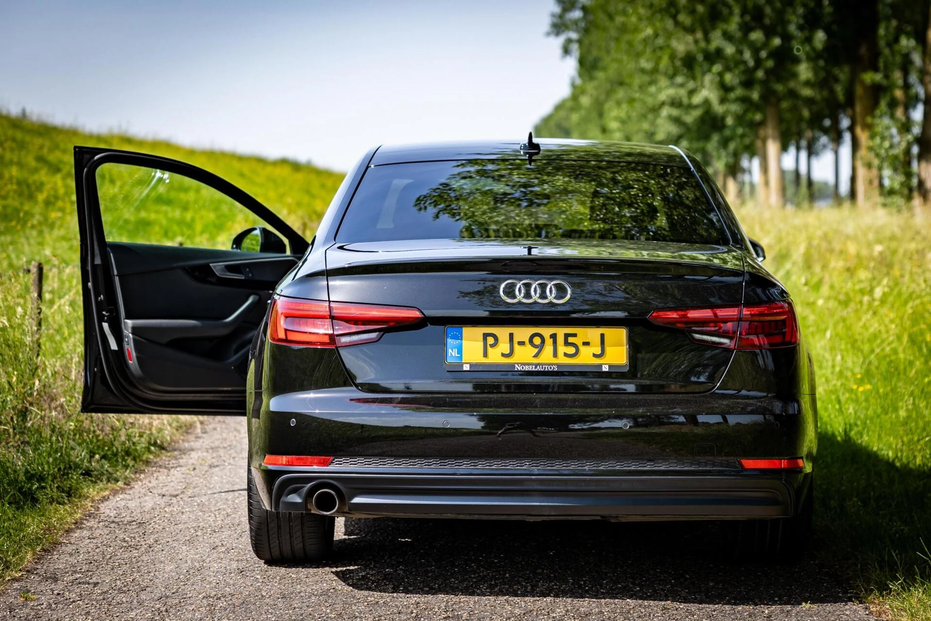 Hoofdafbeelding Audi A4