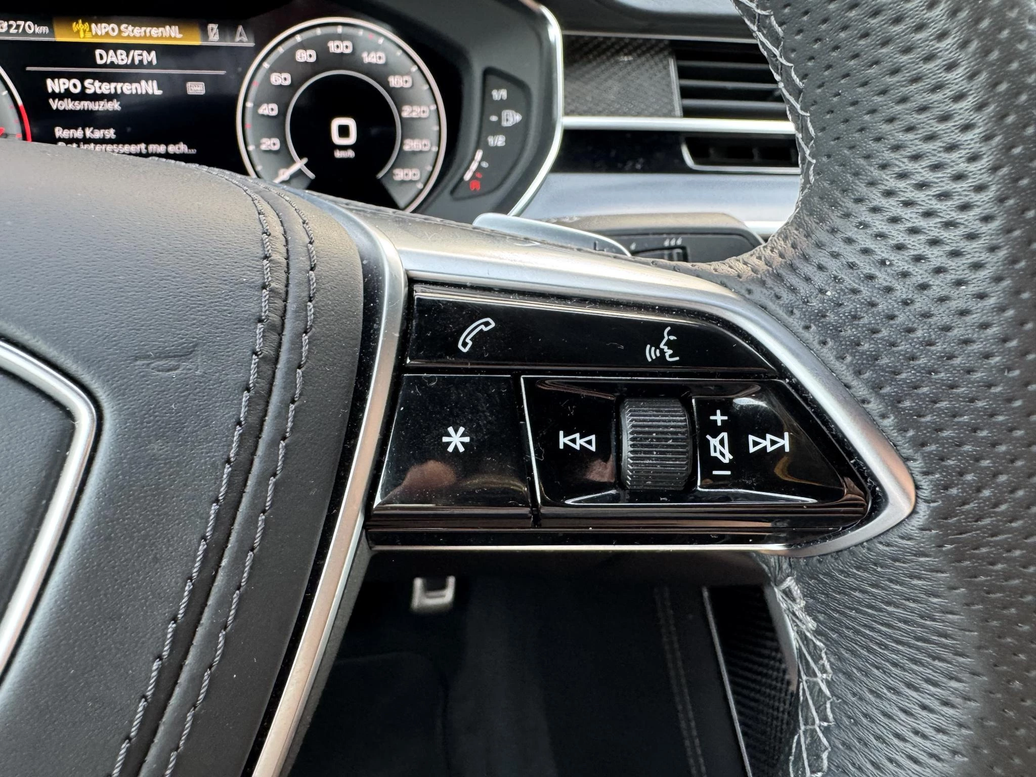 Hoofdafbeelding Audi A8