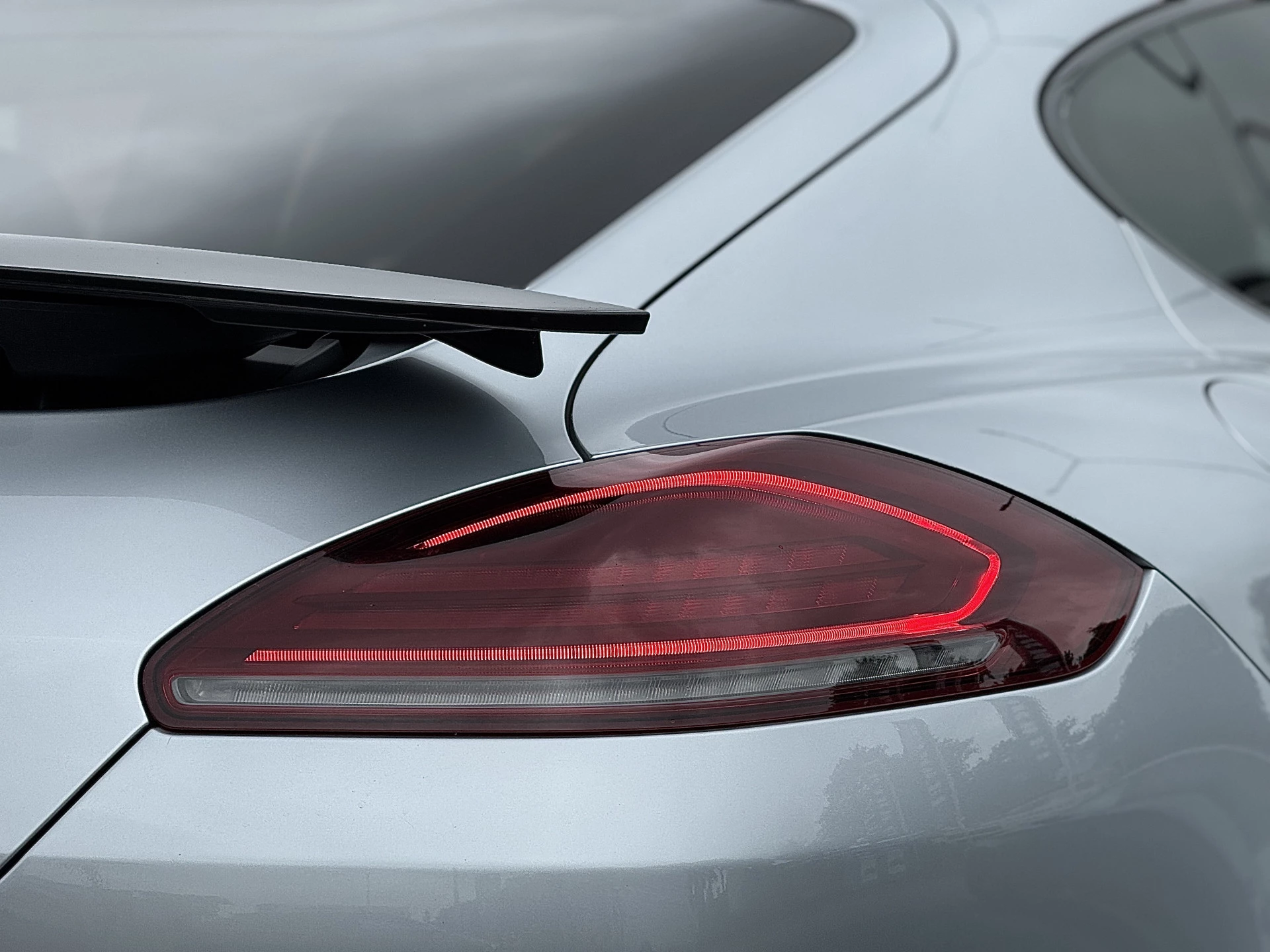 Hoofdafbeelding Porsche Panamera