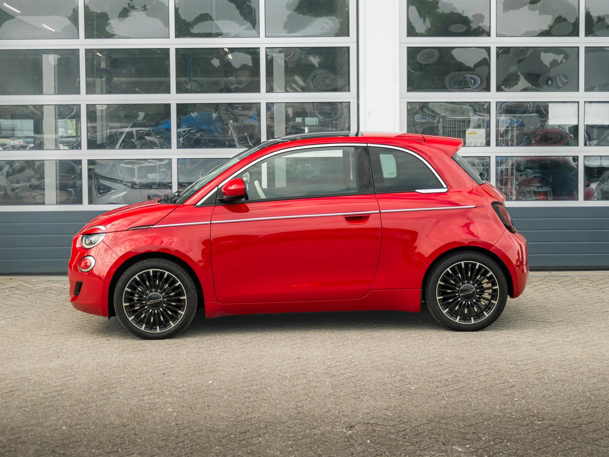 Hoofdafbeelding Fiat 500e