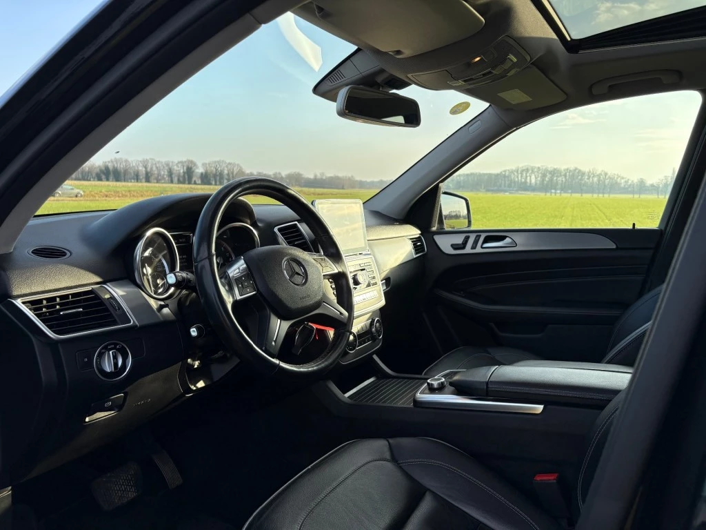 Hoofdafbeelding Mercedes-Benz M-Klasse