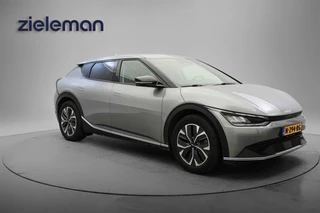 Hoofdafbeelding Kia EV6 Kia EV6 58 kWh - Carplay, Navi, Cruise, Camera, Stoel/Stuur verw. Half Leer, SOH 100%