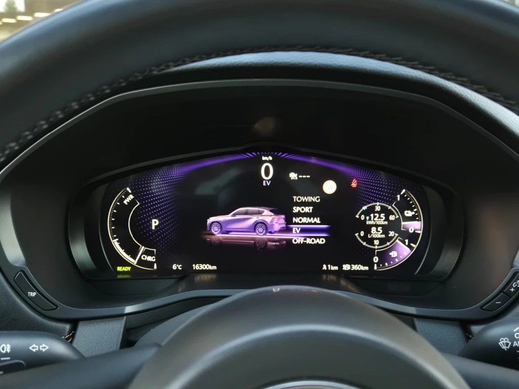 Hoofdafbeelding Mazda CX-60