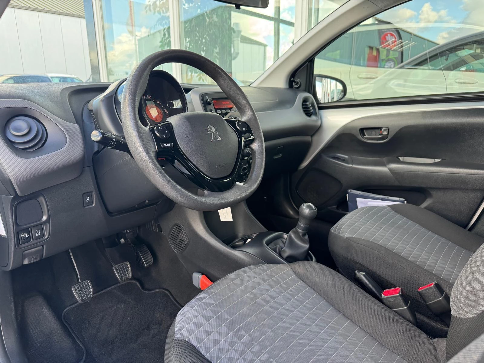 Hoofdafbeelding Peugeot 108