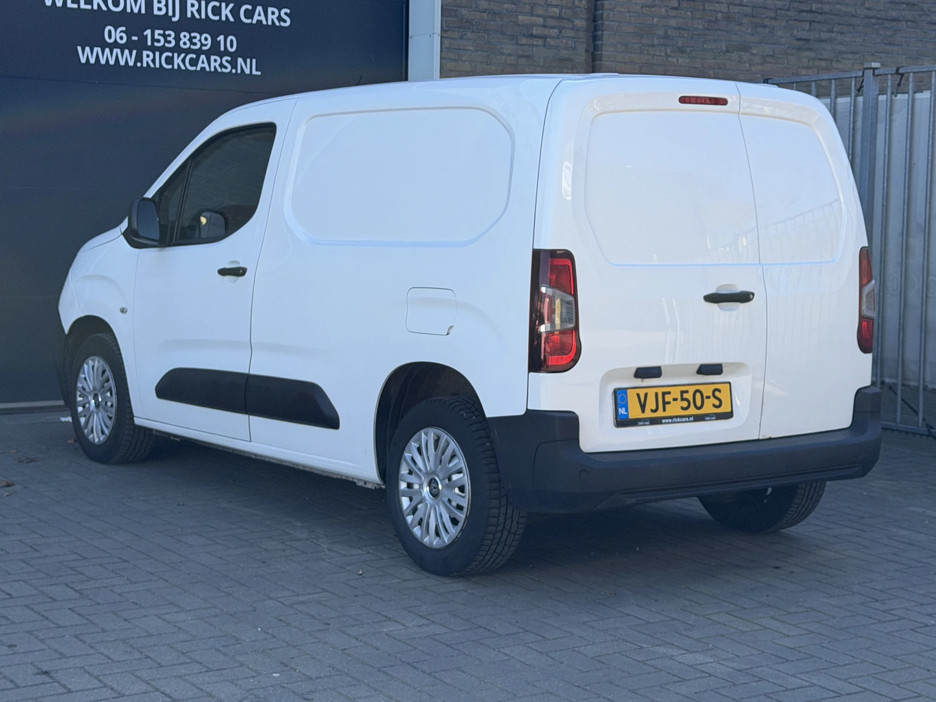 Hoofdafbeelding Peugeot Partner