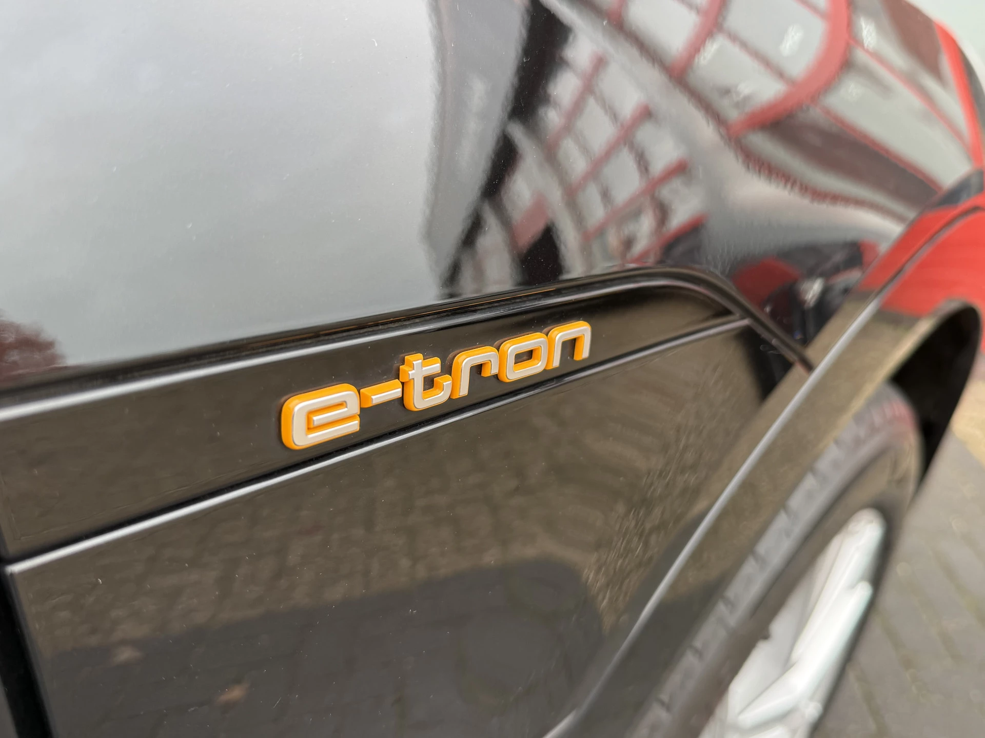 Hoofdafbeelding Audi e-tron
