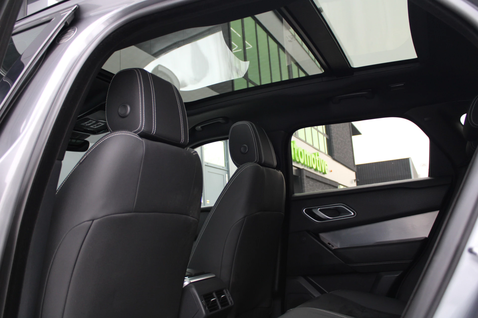 Hoofdafbeelding Land Rover Range Rover Velar