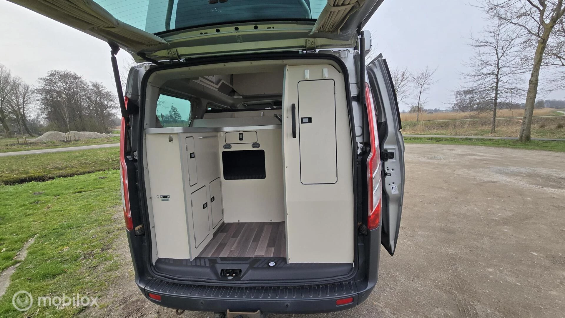 Hoofdafbeelding Ford Nugget