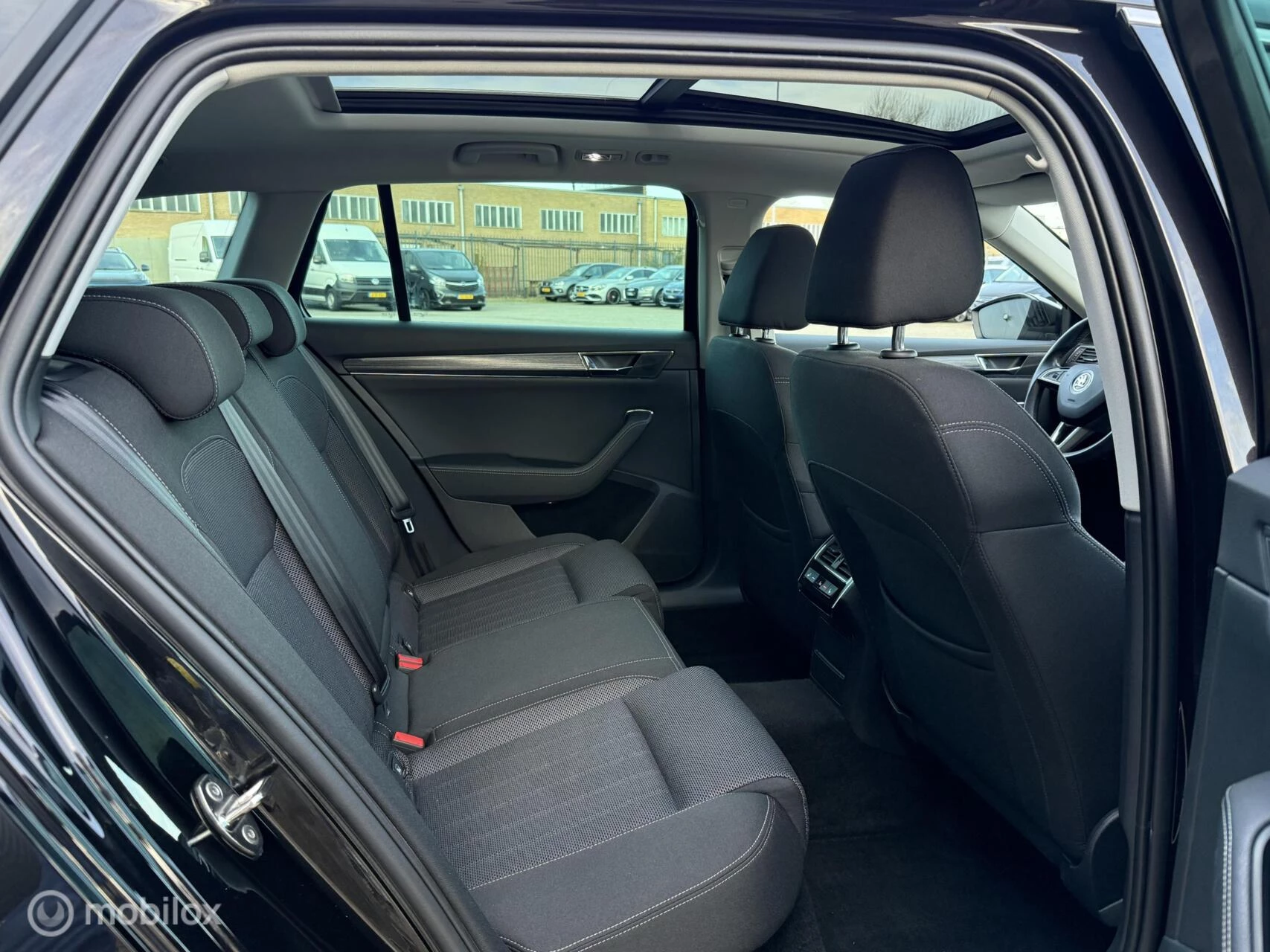 Hoofdafbeelding Škoda Superb