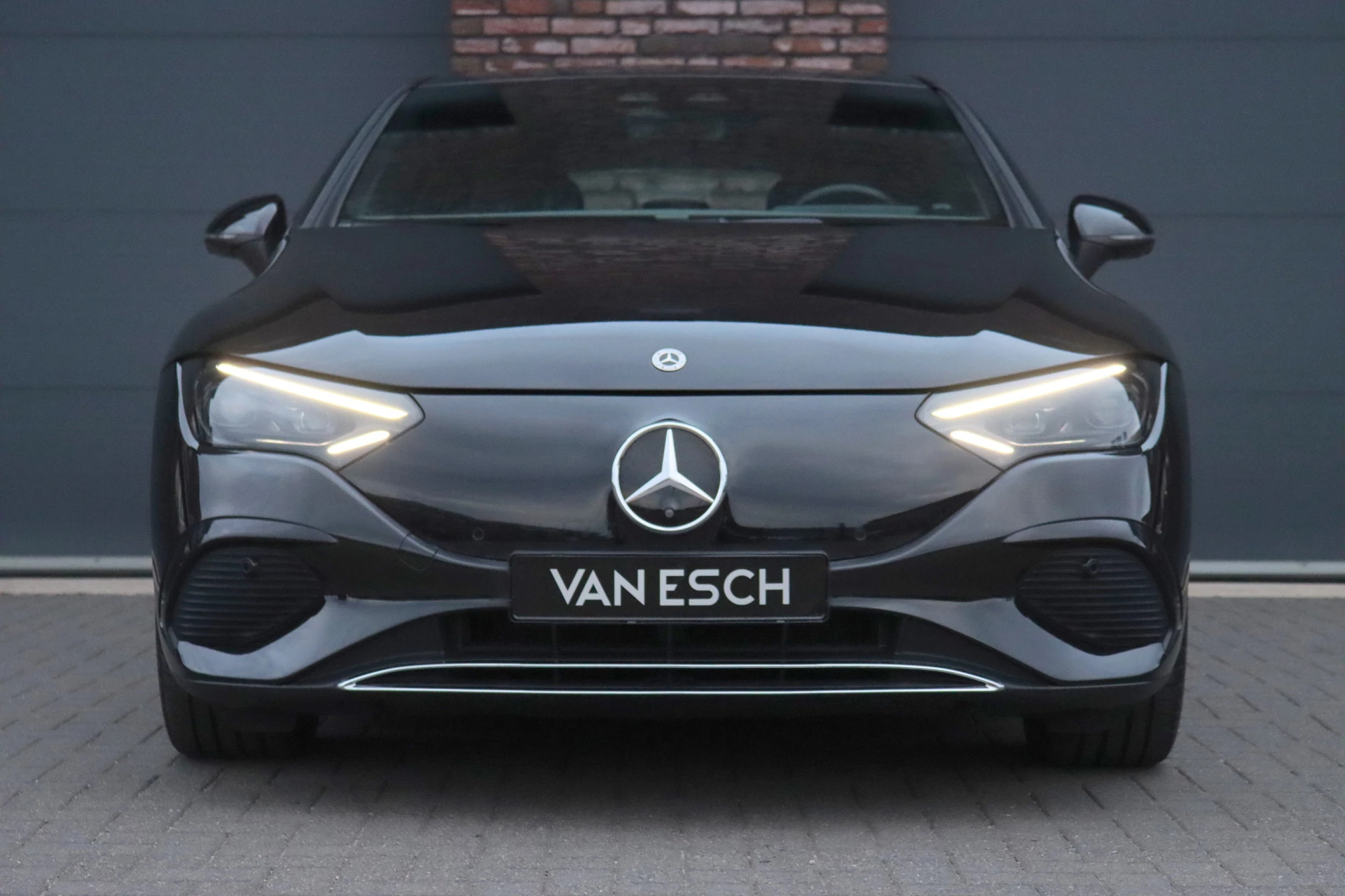 Hoofdafbeelding Mercedes-Benz EQE