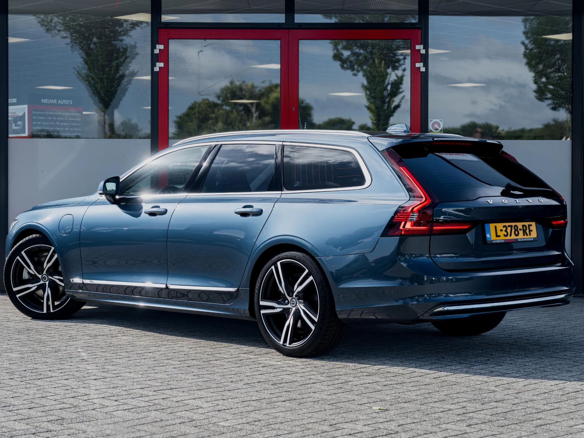 Hoofdafbeelding Volvo V90
