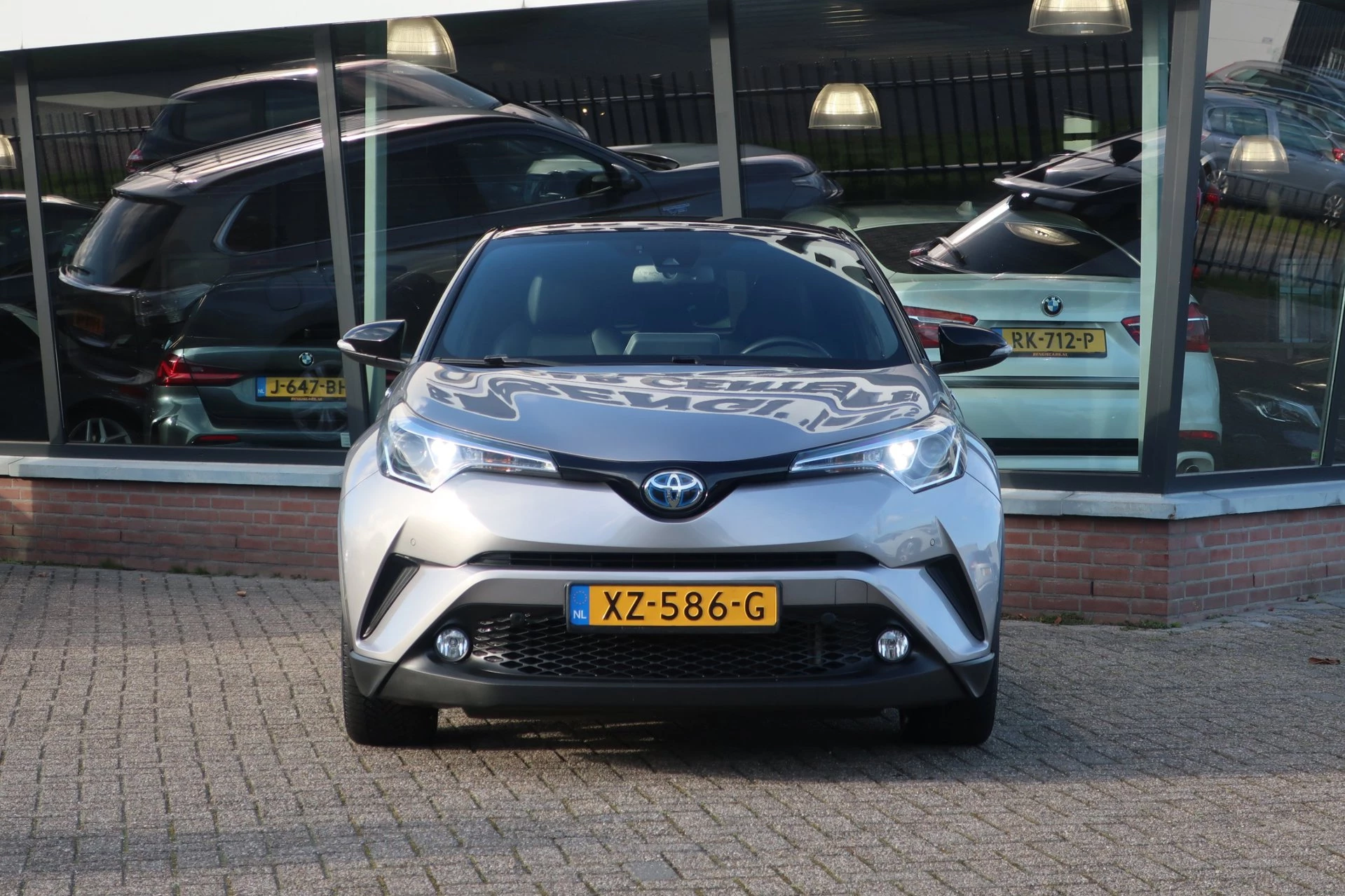 Hoofdafbeelding Toyota C-HR