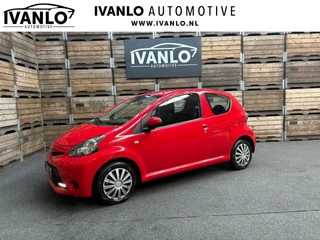 Hoofdafbeelding Toyota Aygo Toyota Aygo 1.0 VVT-i Navigator Airco Elektrisch pakket