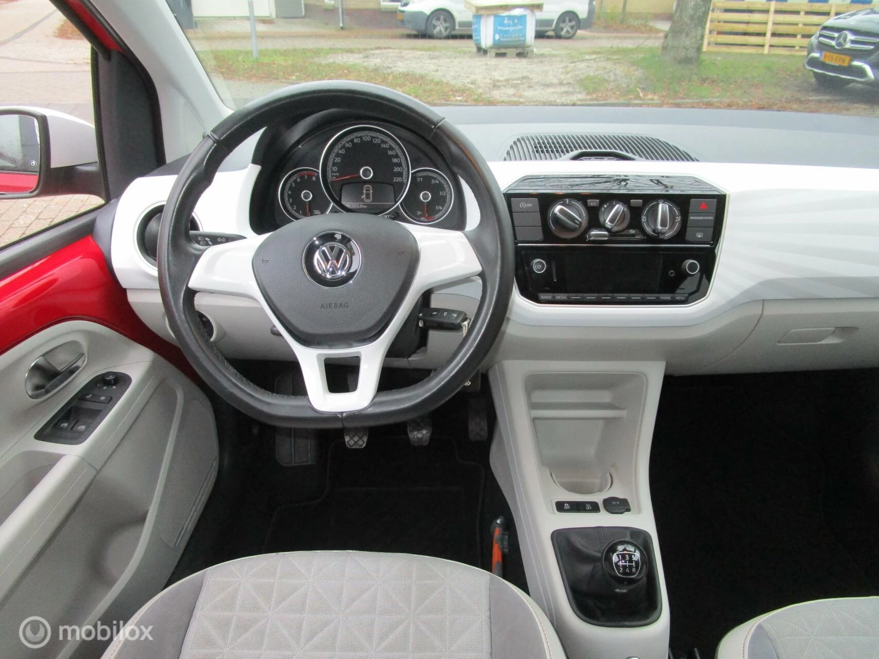 Hoofdafbeelding Volkswagen up!